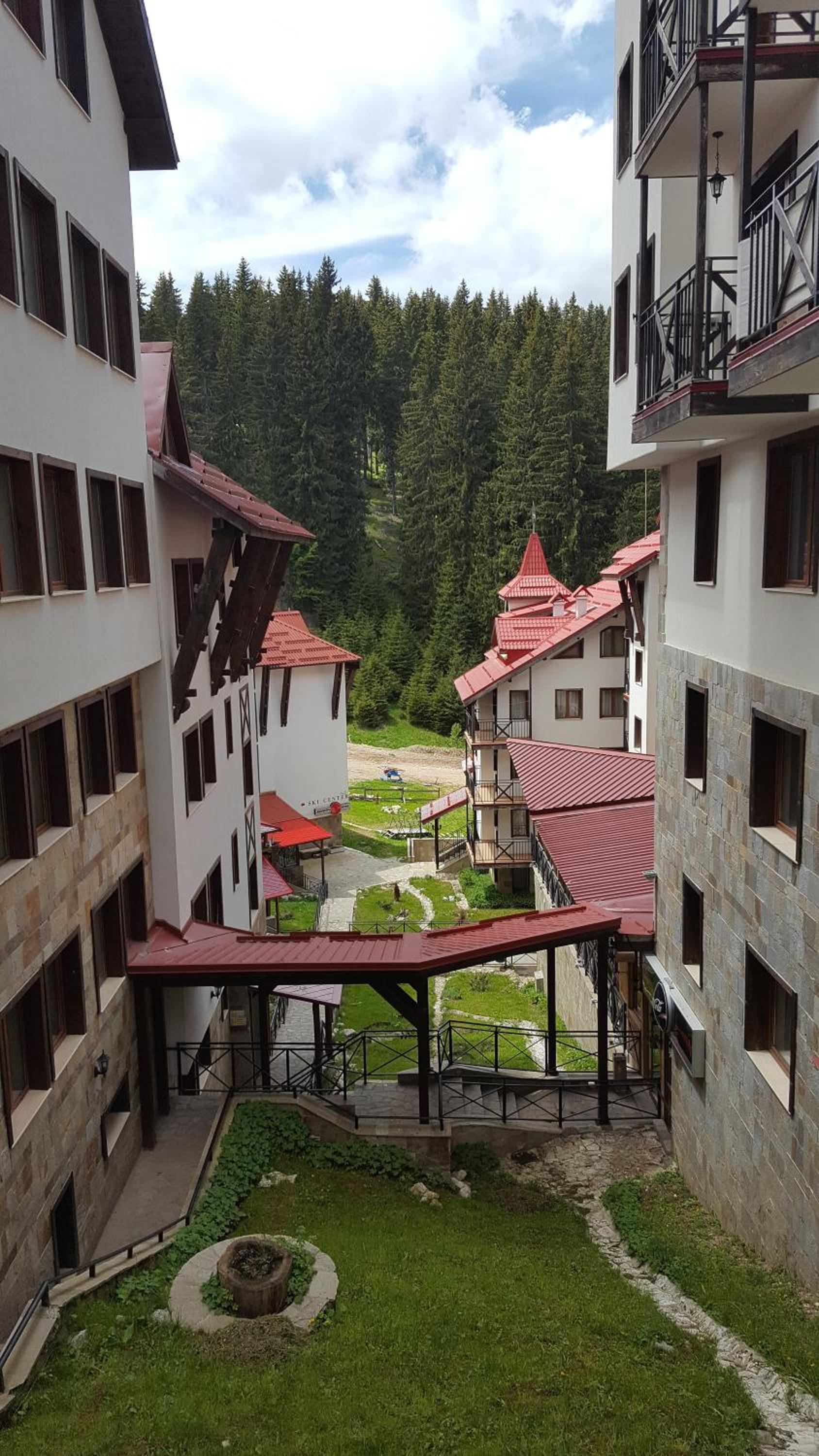 The Castle Complex - Apartment 401