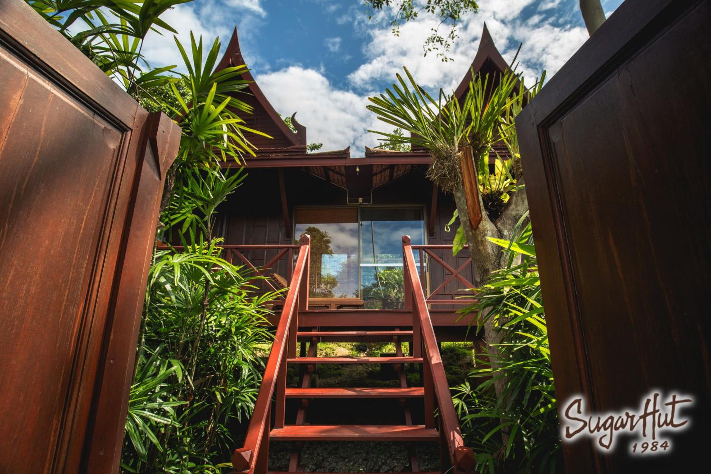 Hotel Sugar Hut Resort & Restaurant - Image 1