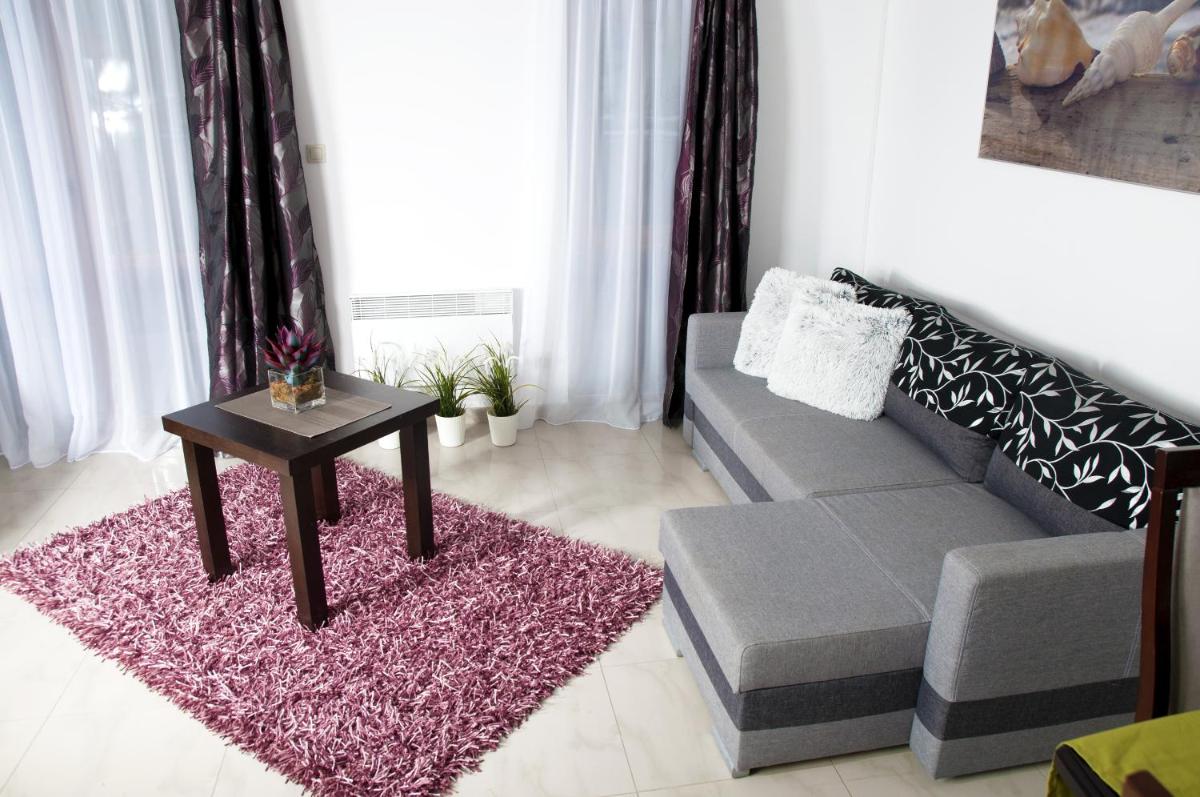 Apartament IKAR z ogródkiem, blisko morza view 2