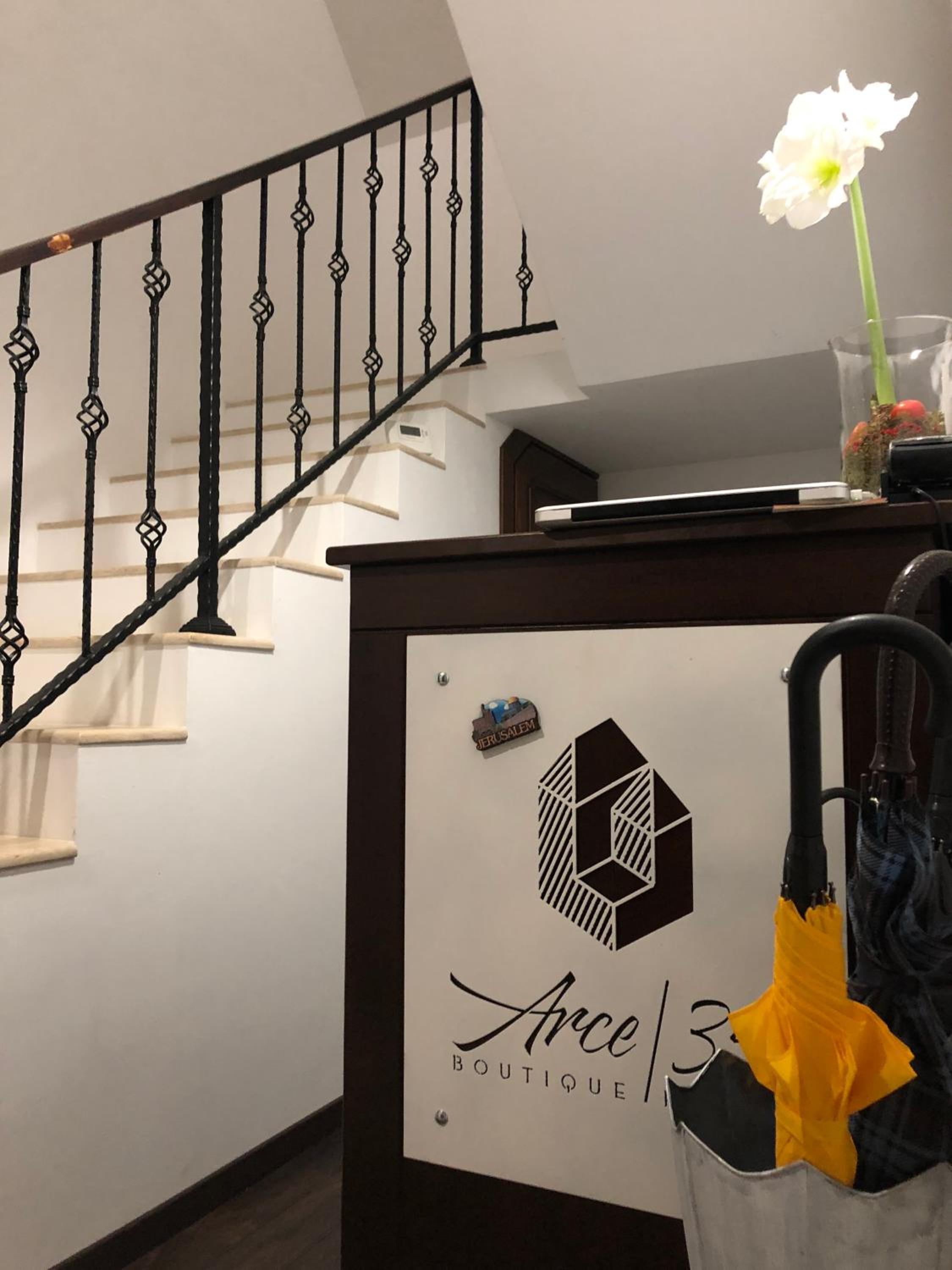 Arce Boutique view 3