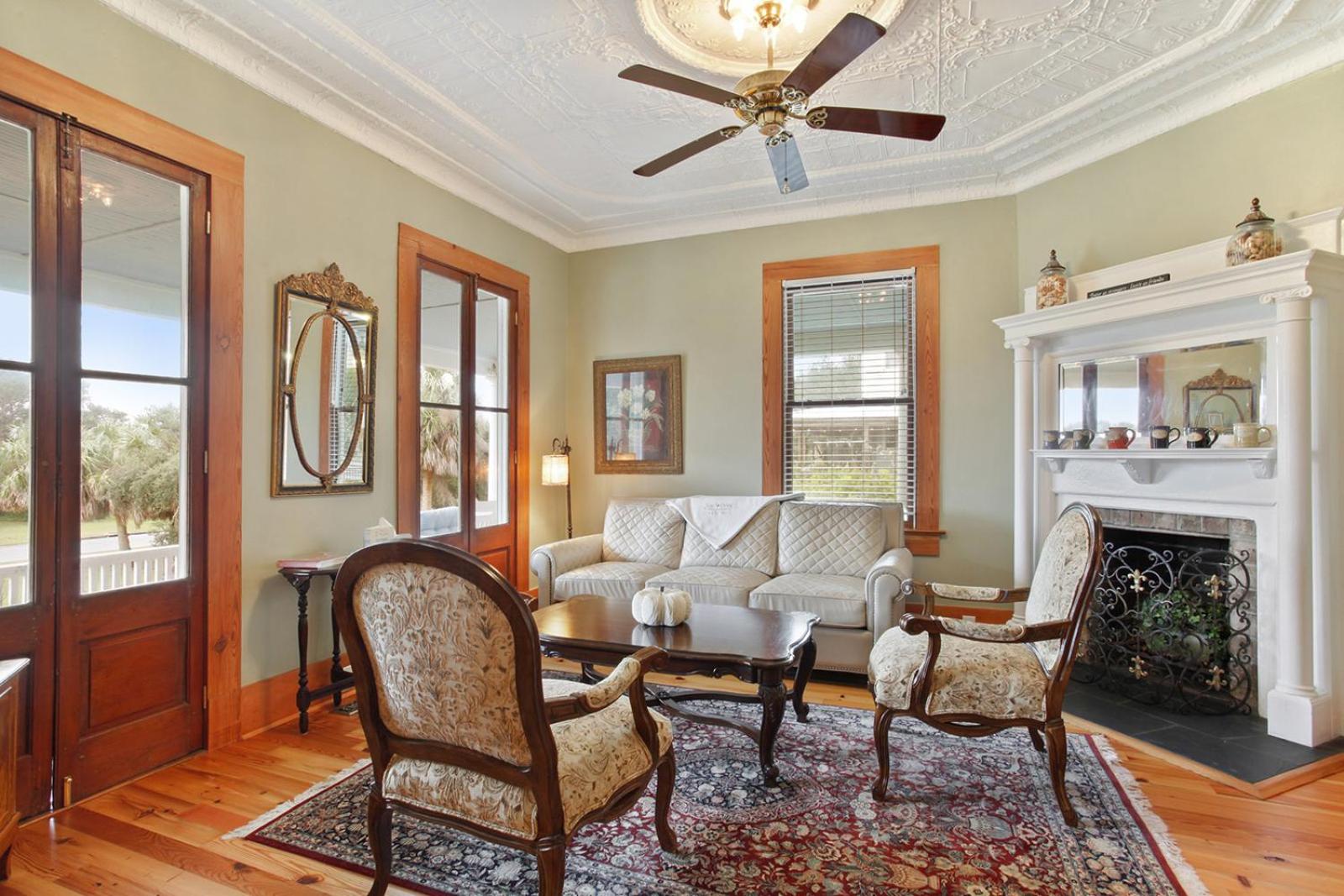 Surf Song Bed & Breakfast