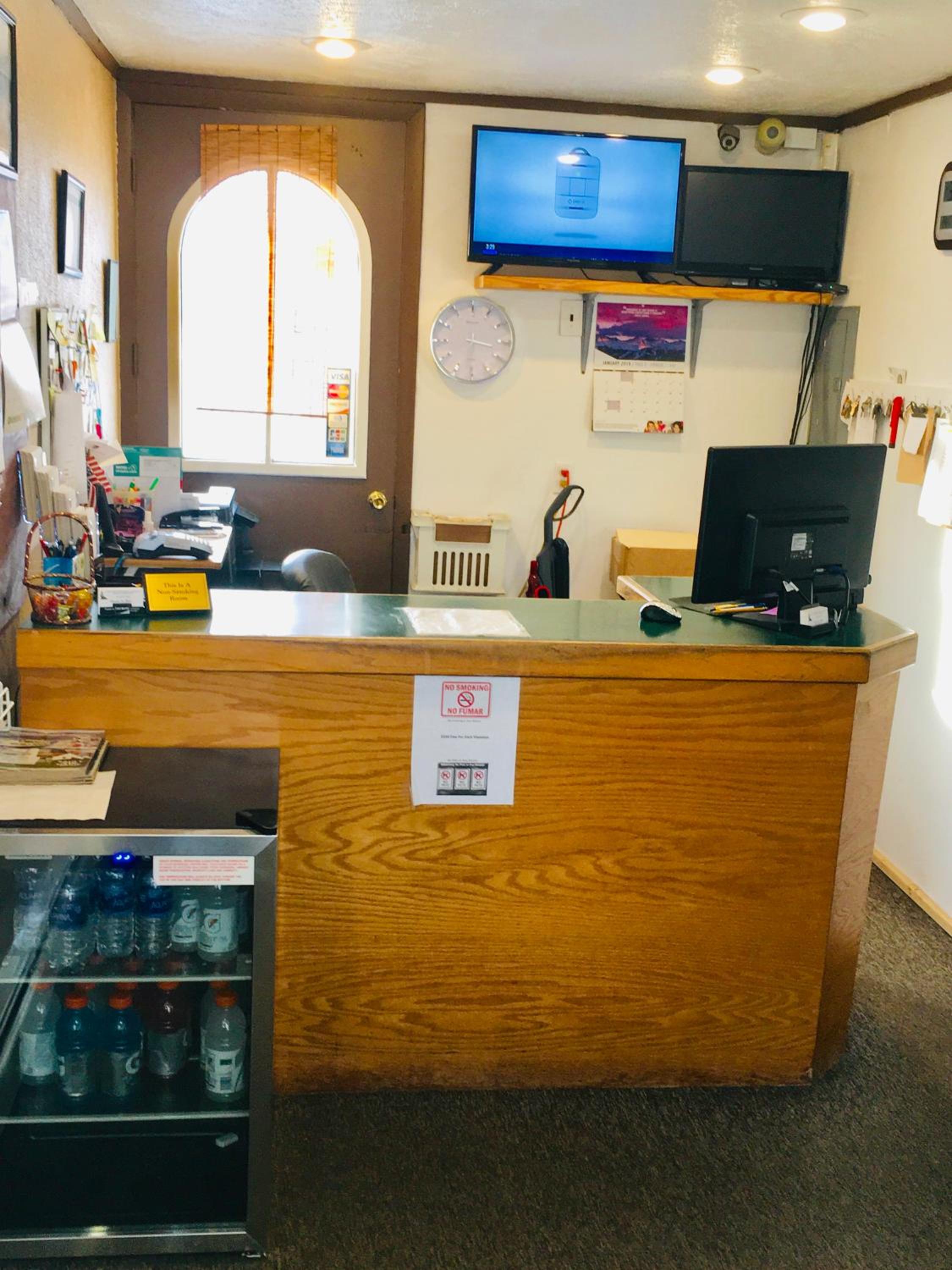 Granada Inn Motel - Kalkaska - Property Image 11