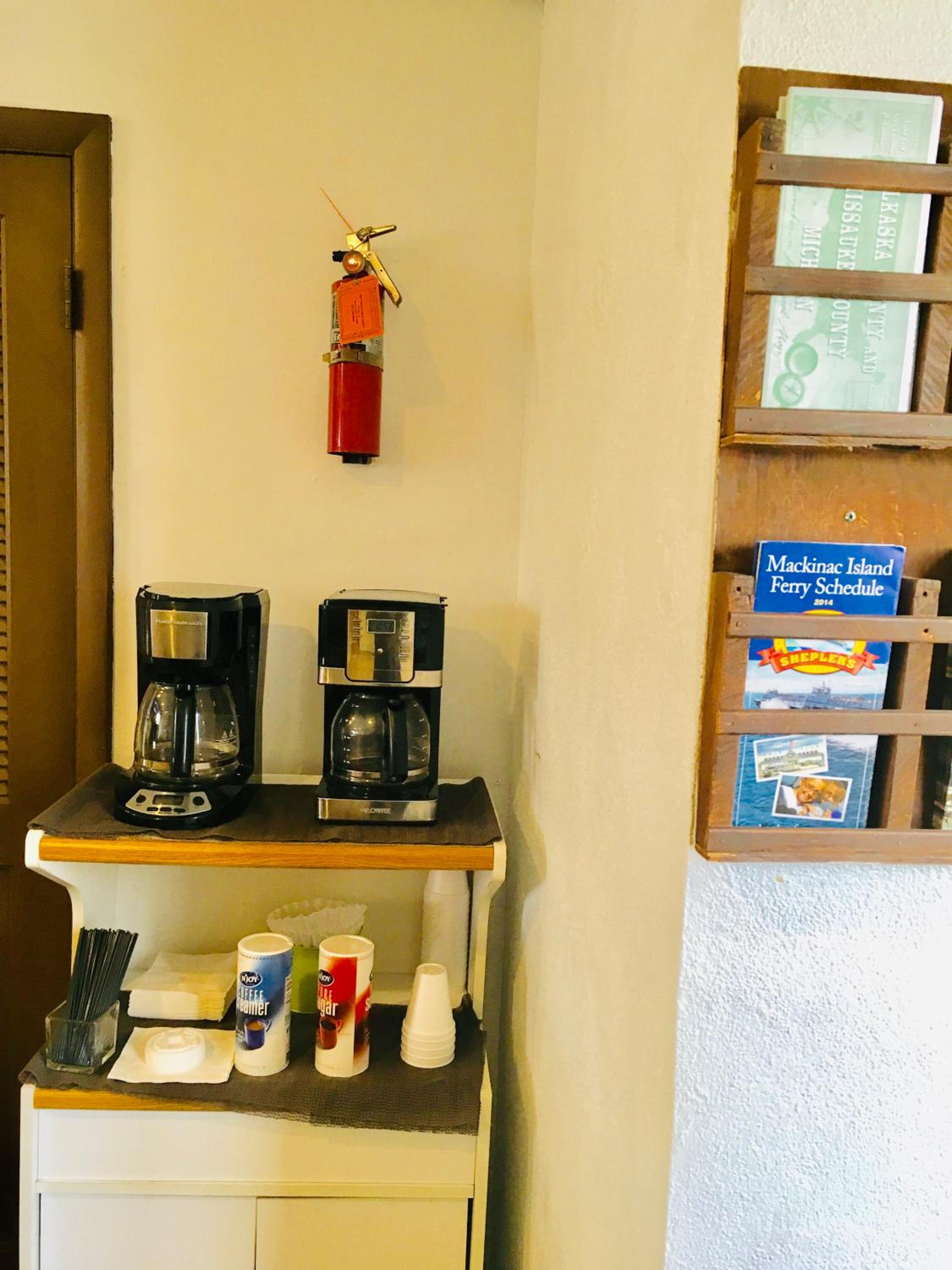 Granada Inn Motel - Kalkaska - Property Image 9