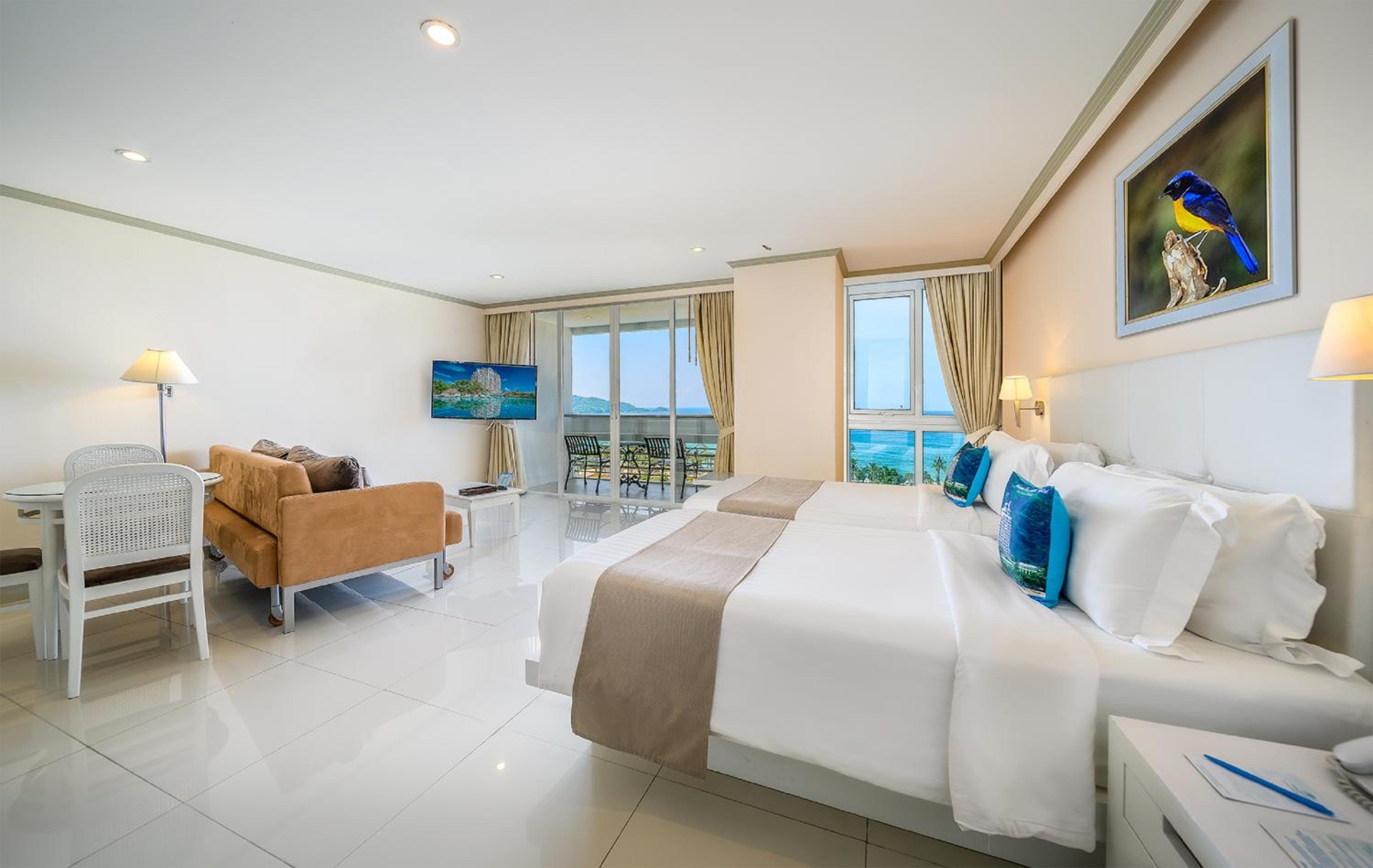 Andaman Beach Suites Hotel, Patong Phuket — photo 50