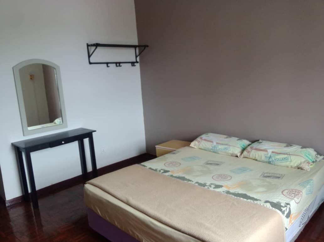 BayView Villa Condominium Apartment B photo 6