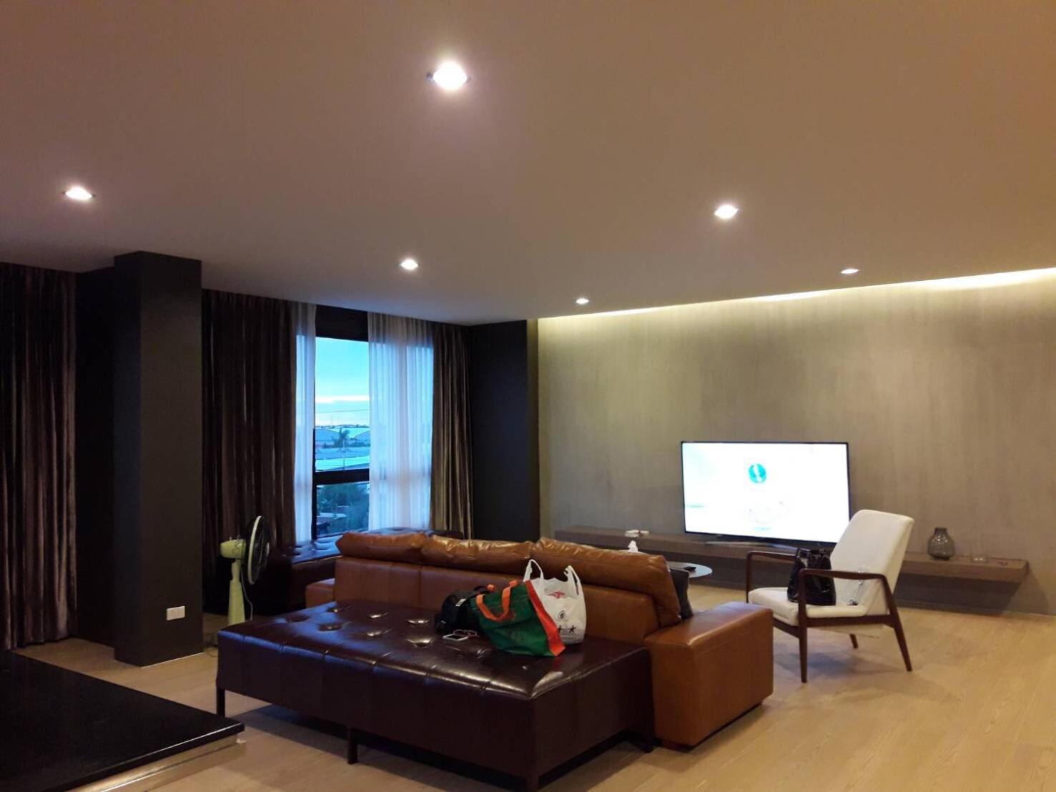 The Residence Thepkanjana