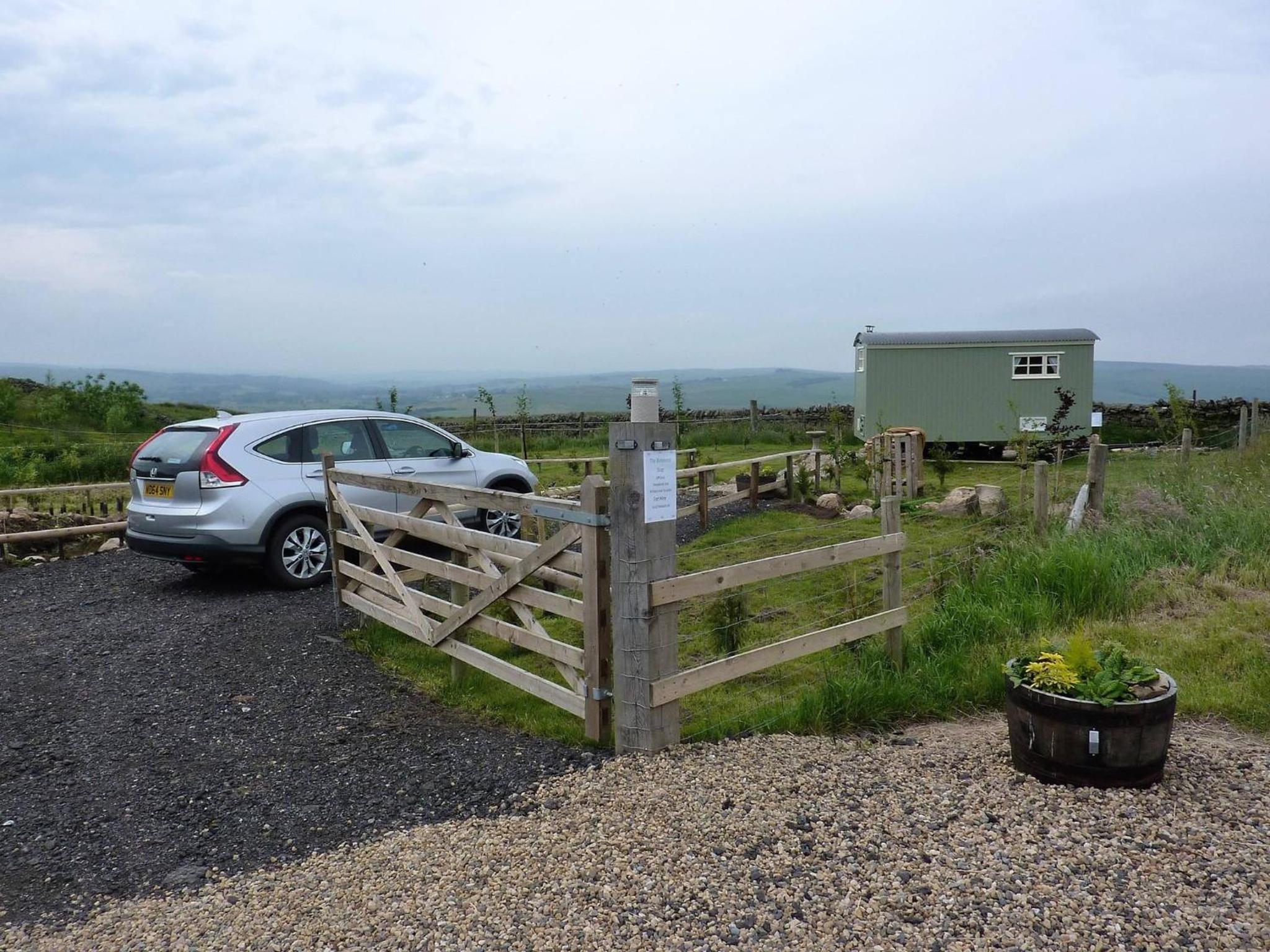 The Buteland Stop Rosie off grid Shepherds Hut