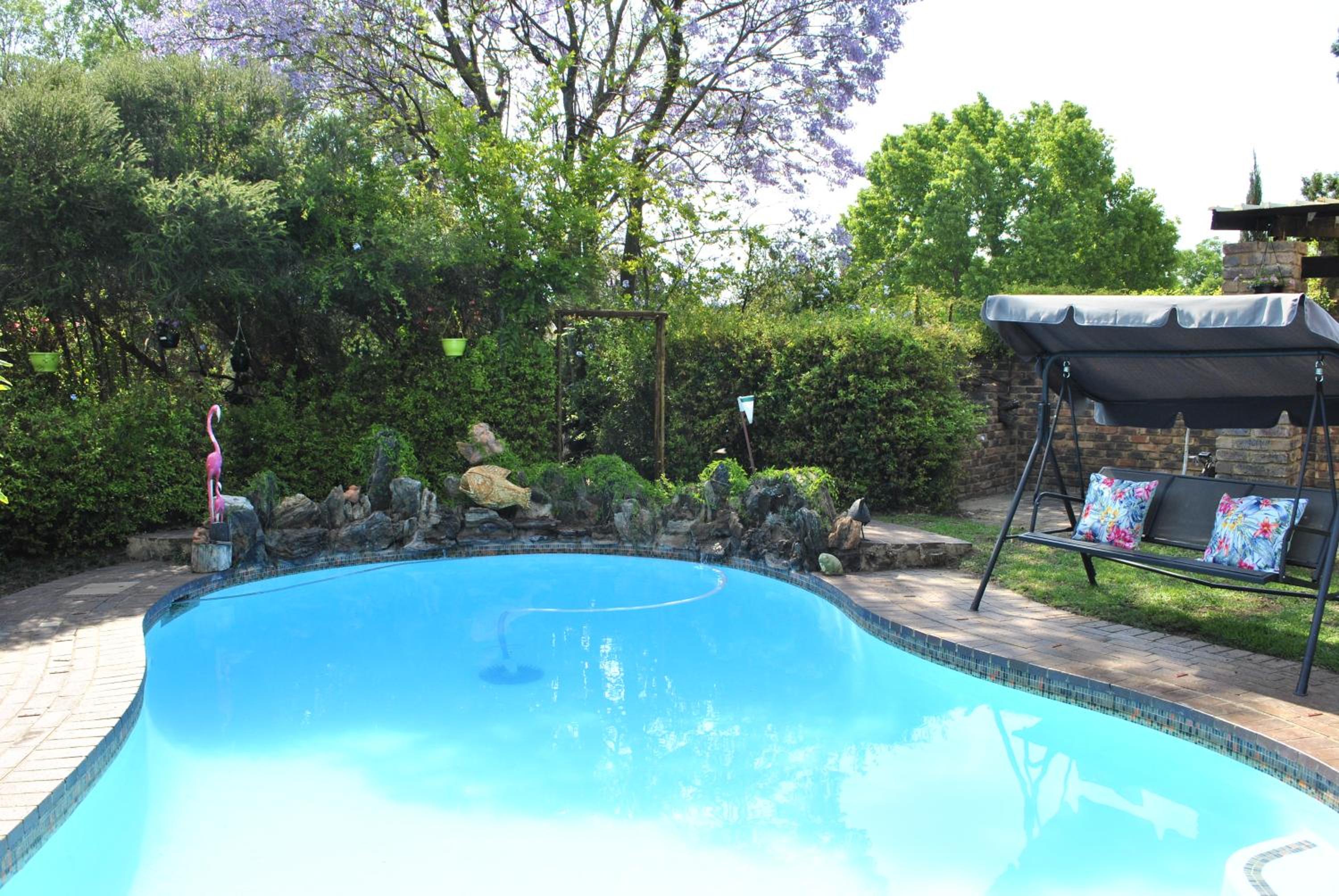 Serene Guest Manor