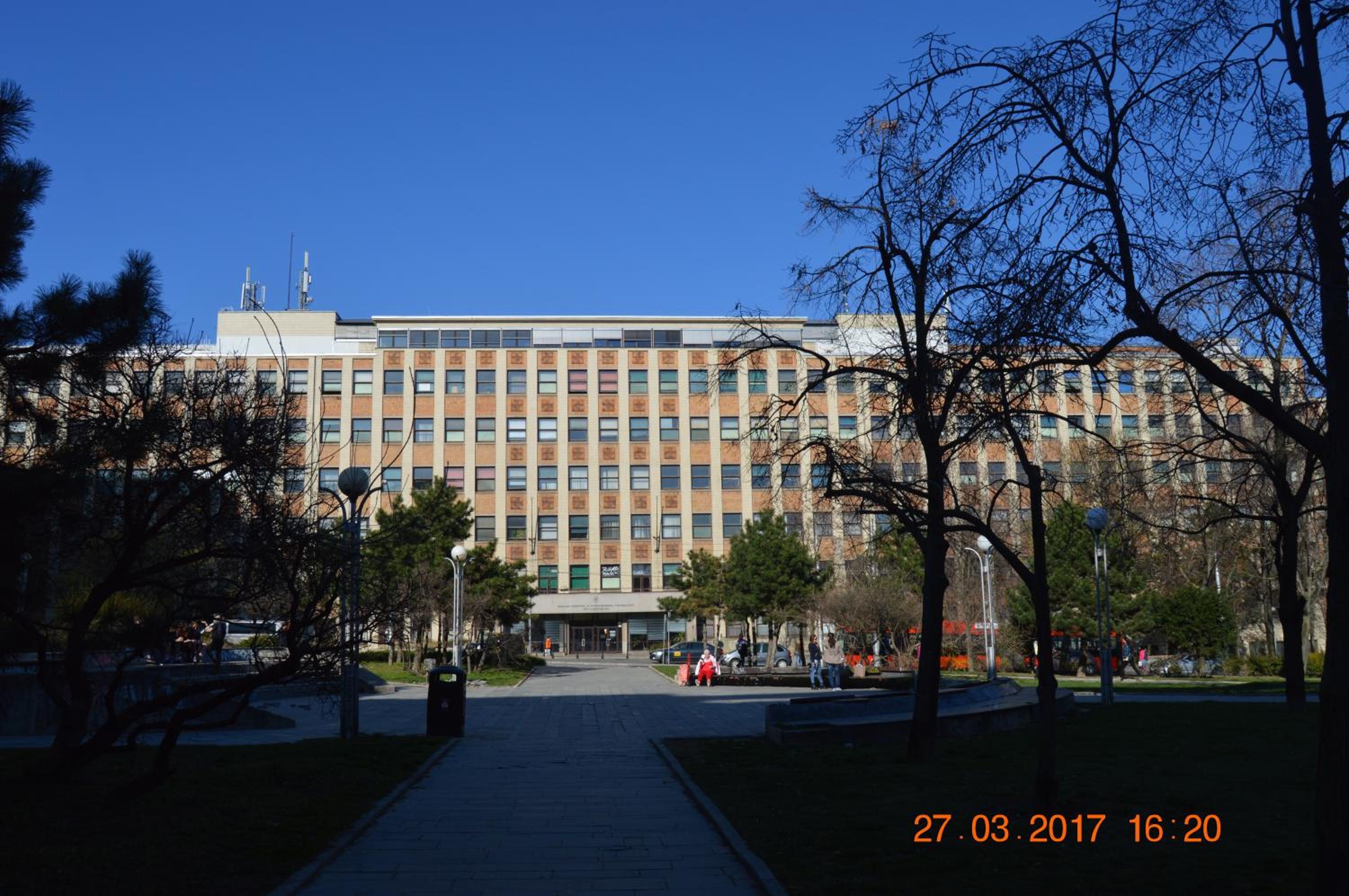 Grand 220m2 Old Town Apartment, 5BR,2BA,2WC, Sleeps up to 15