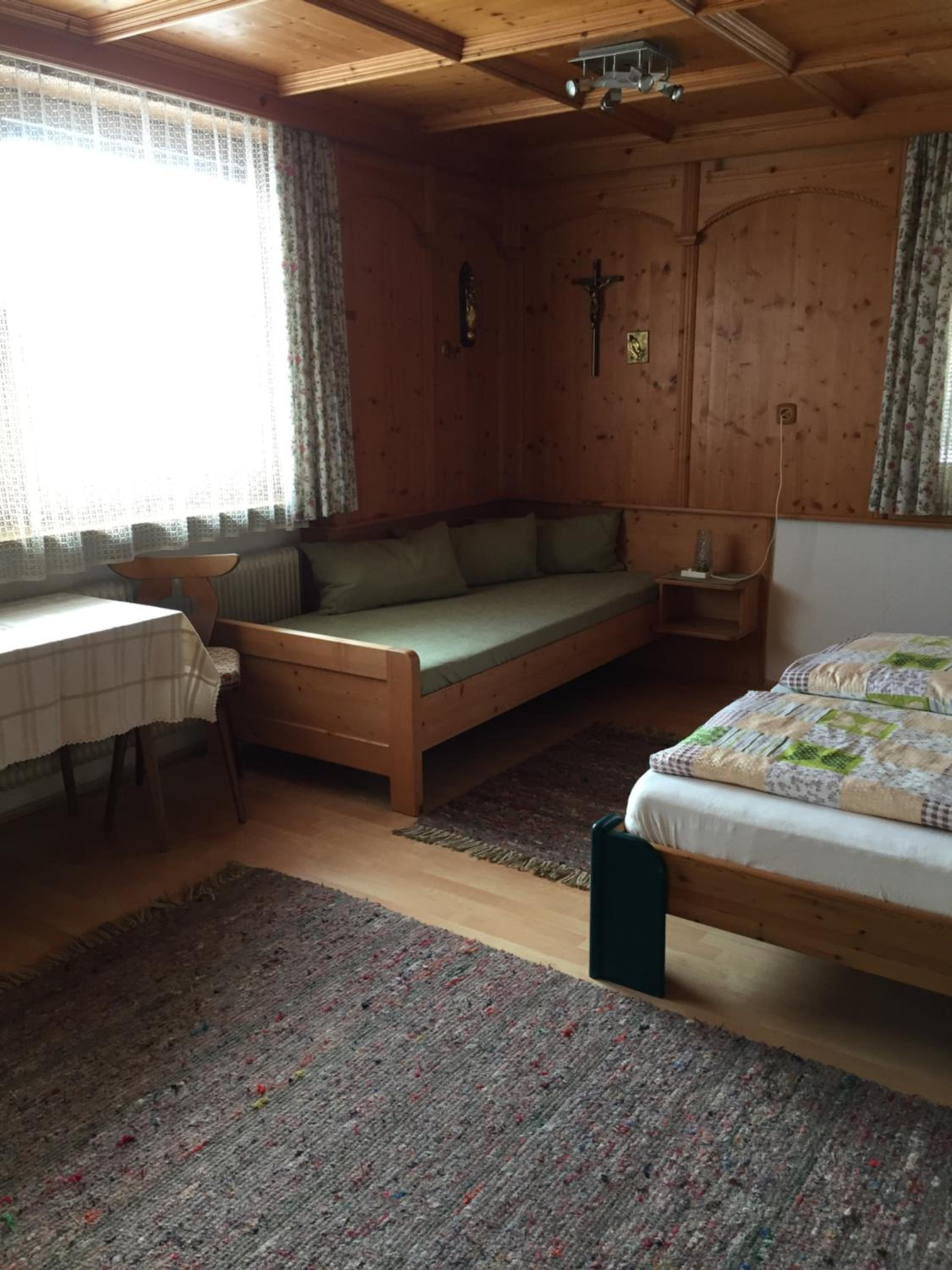 Haus Holaus Helga
