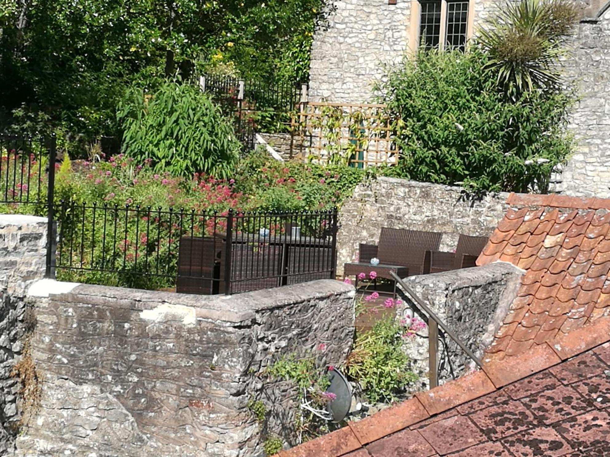 Longbridge Cottage