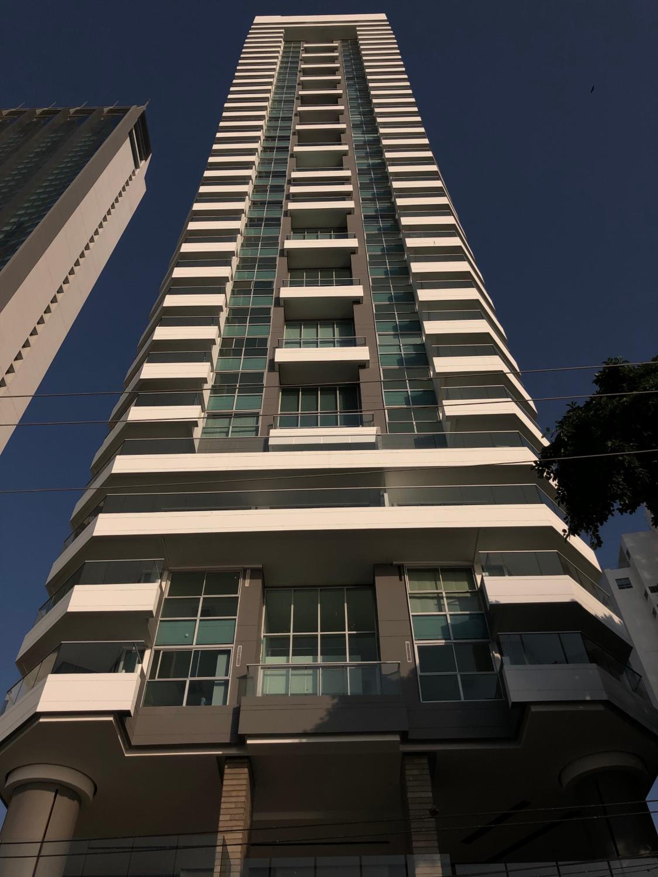 Hotel Excelente Apartamento en Murano Elite en Bocagrande, Cartagena - Image 1