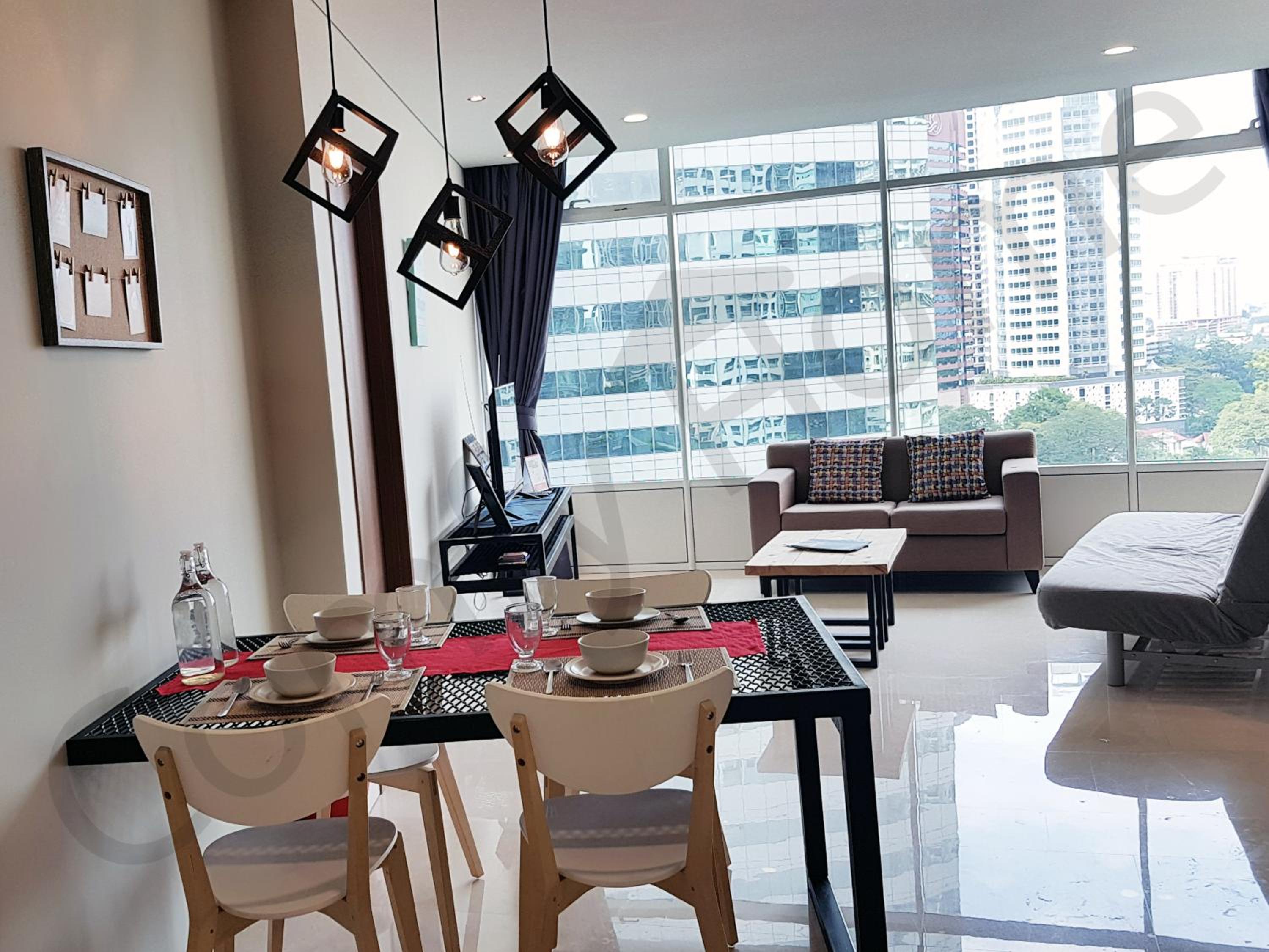 5 STAR & LUXURY Apartment near KLCC/ KL City Centre