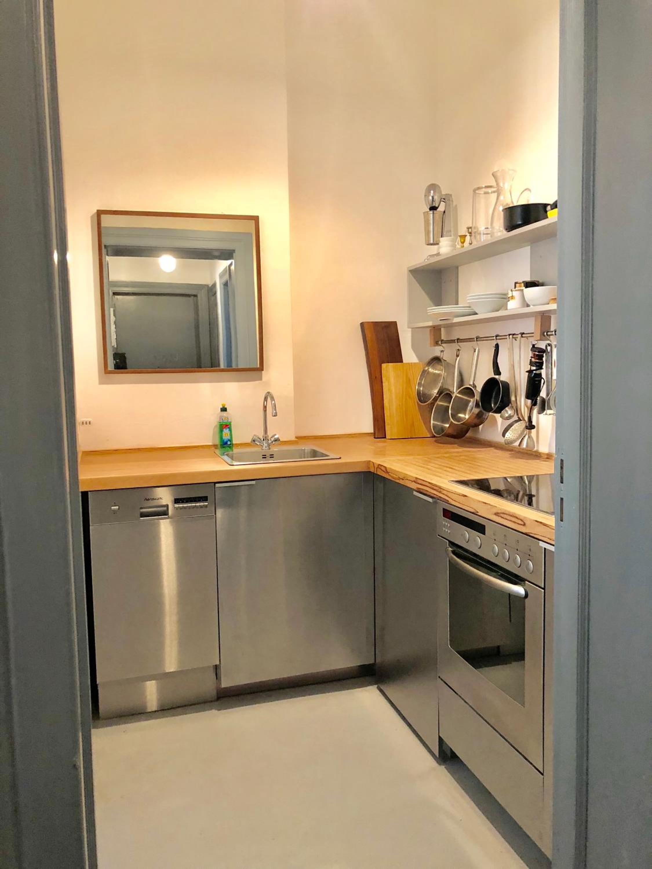 Ladenwohnung in Kreuzberg mit Parkplatz in einer Tiefgarage