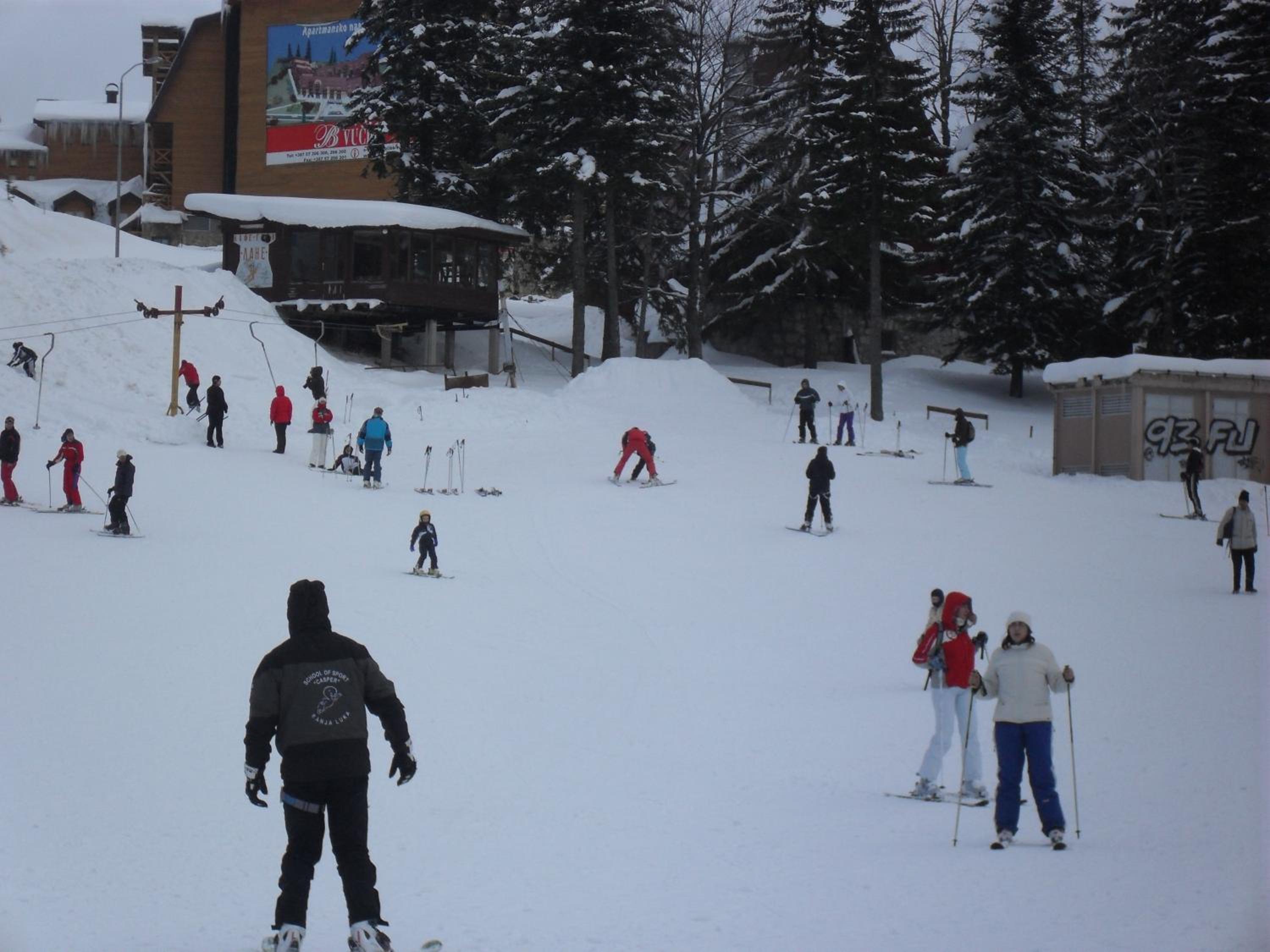 Apartments B229 & B230 in Aparthotel Vucko, Jahorina -private host