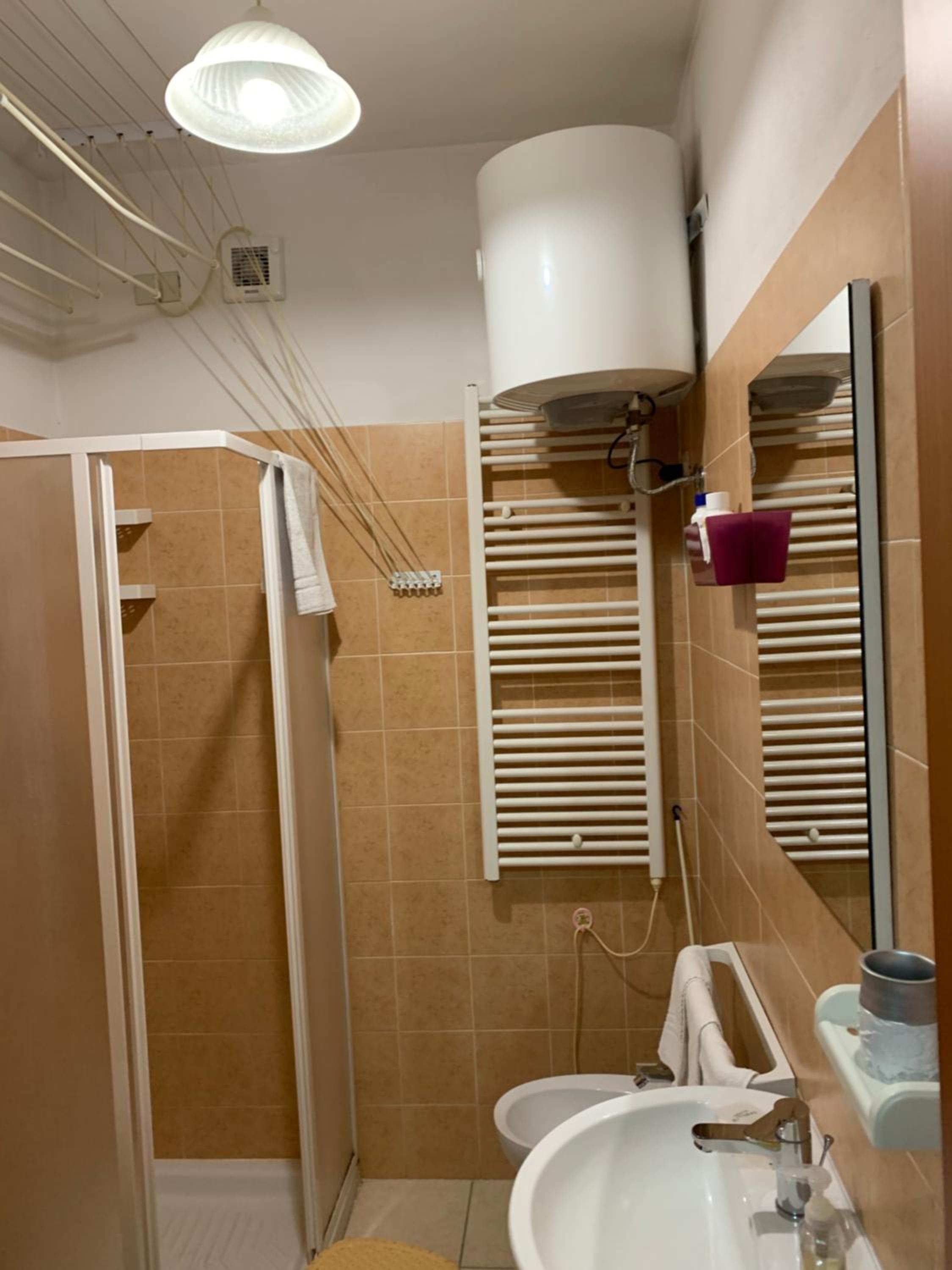 Oasi del piacere en Pisa — bathroom