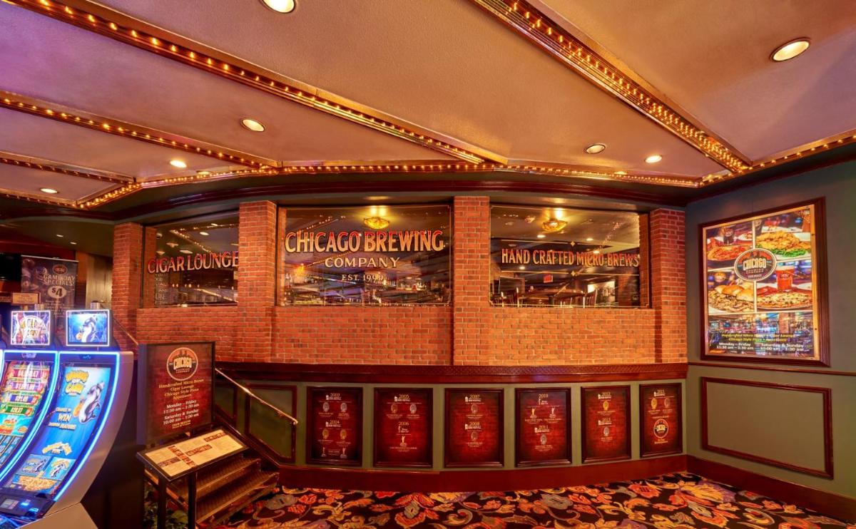 Four Queens Hotel and Casino 29