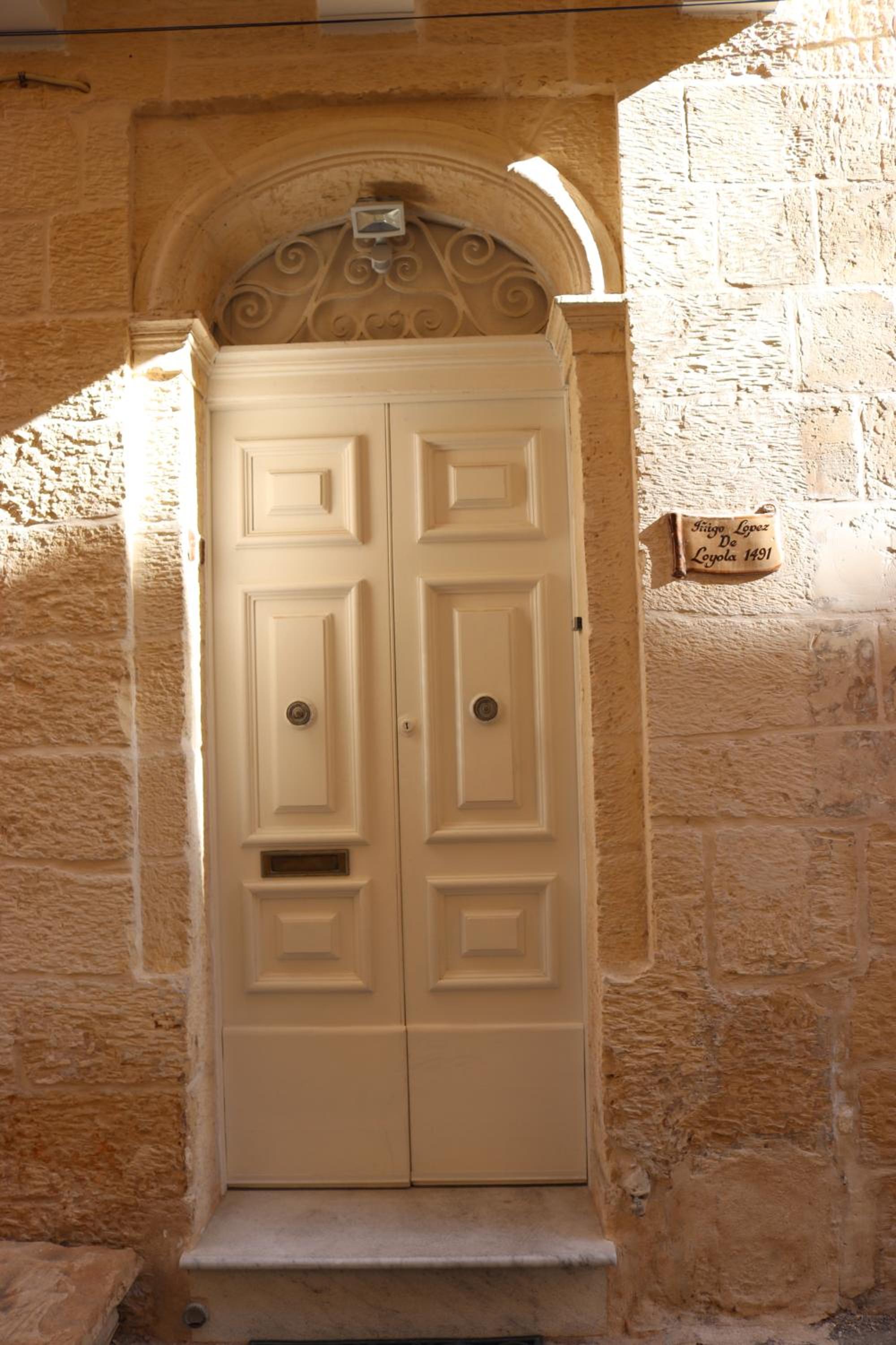 Photo 42