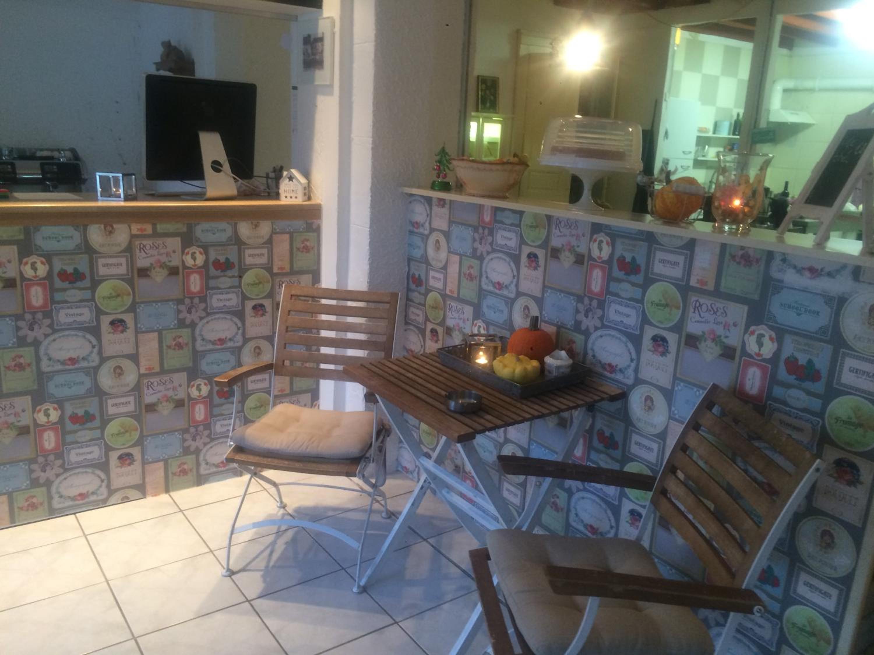 Photo 6