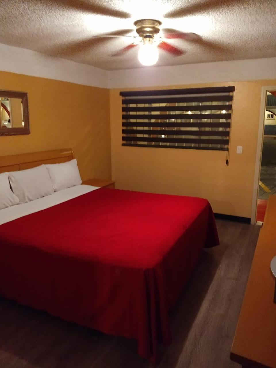 Hotel Boulevard Mexicali — photo 5