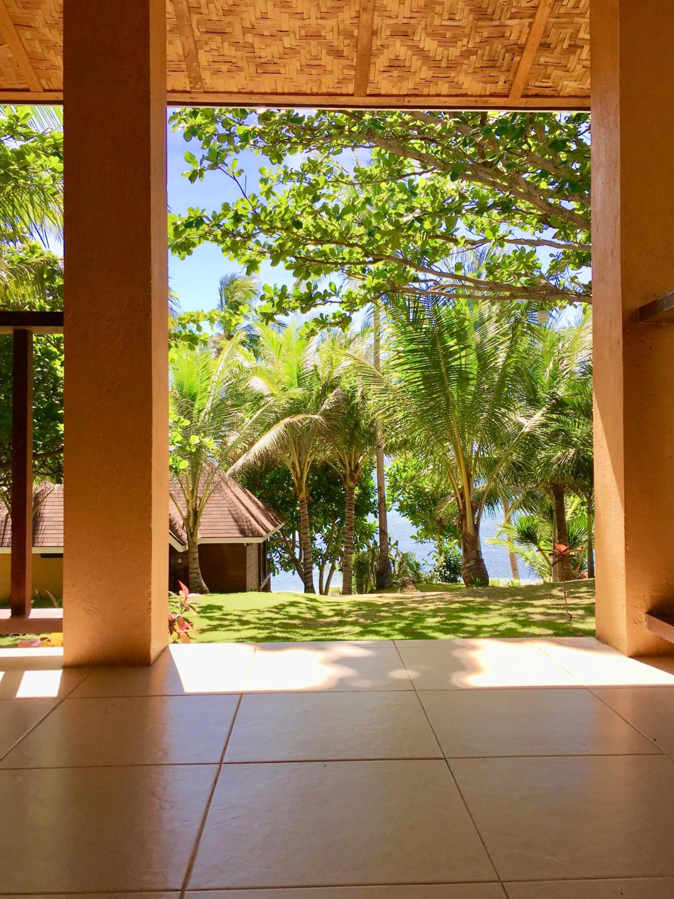 Anda White Beach Resort