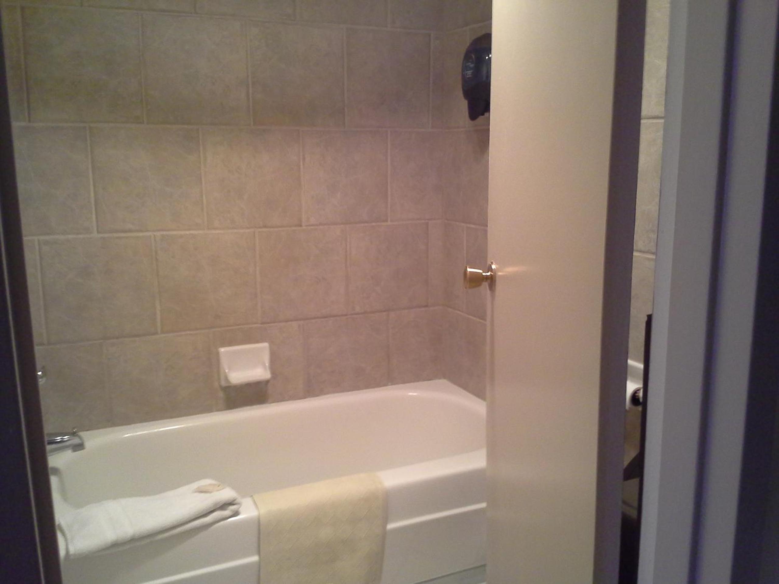 Days Inn by Wyndham Delta CO - Property Image 5