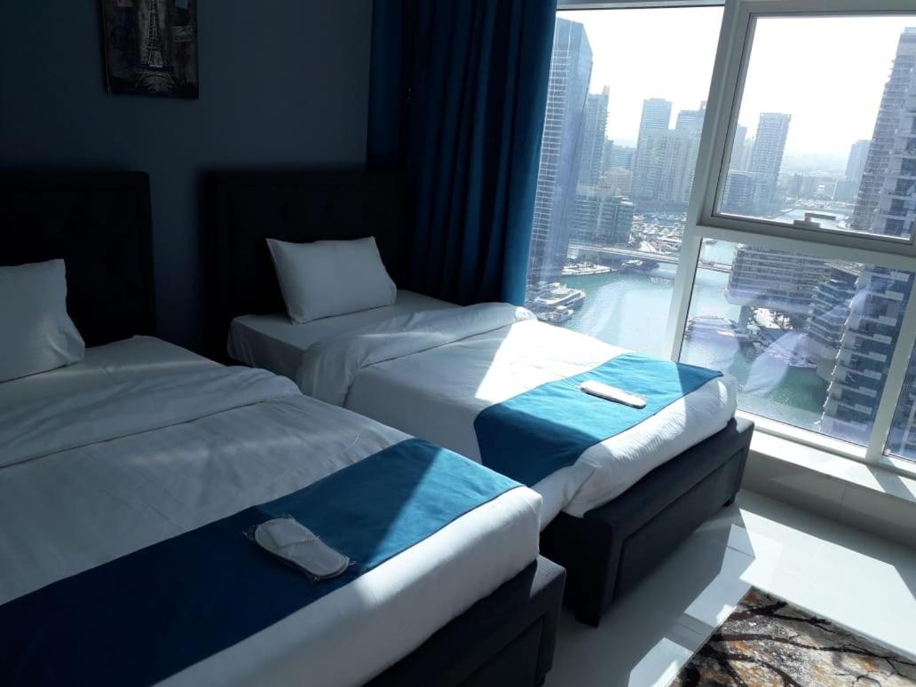 Golden Stay Vacation Homes continental tower marina
