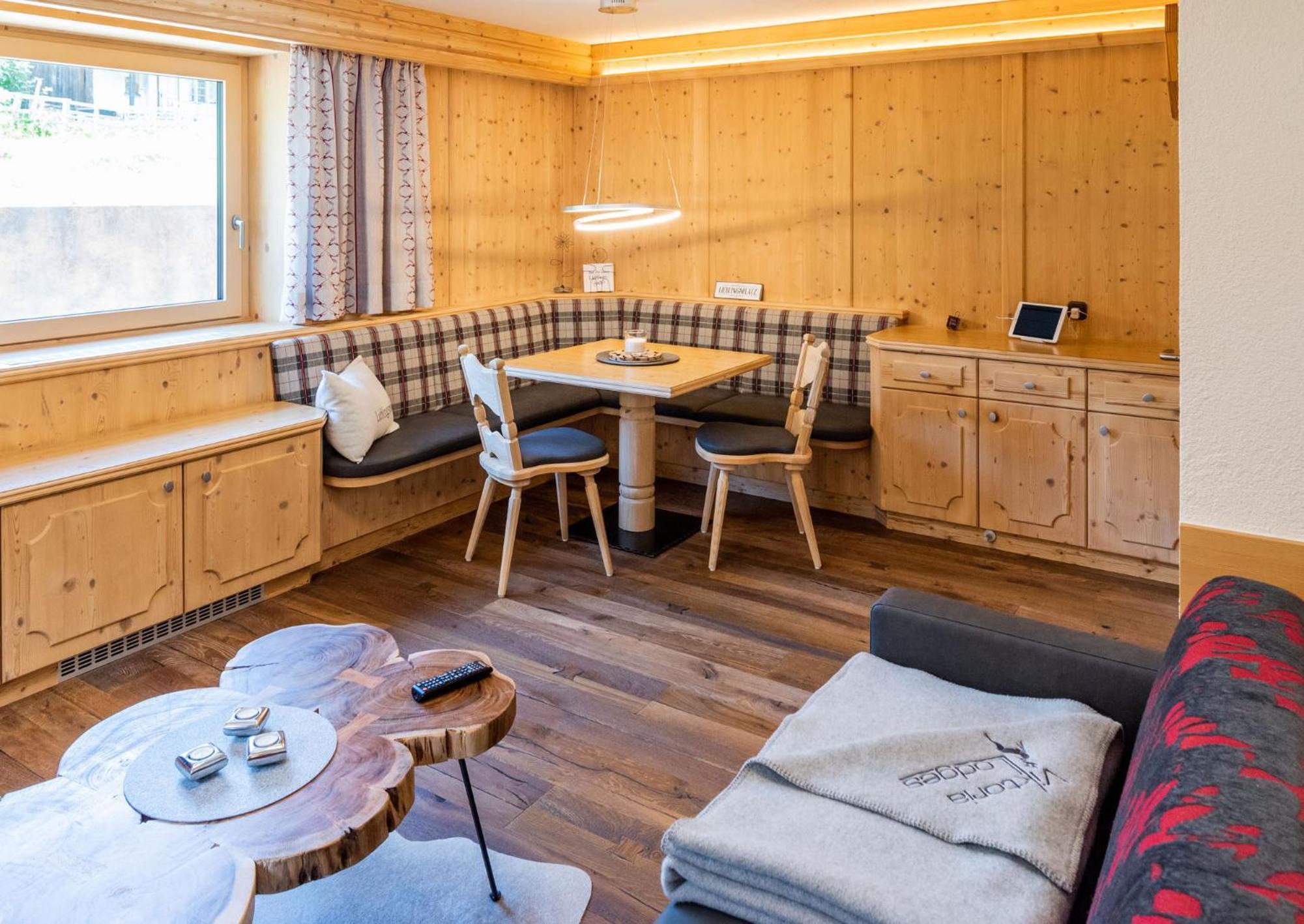 Viktoria Lodges