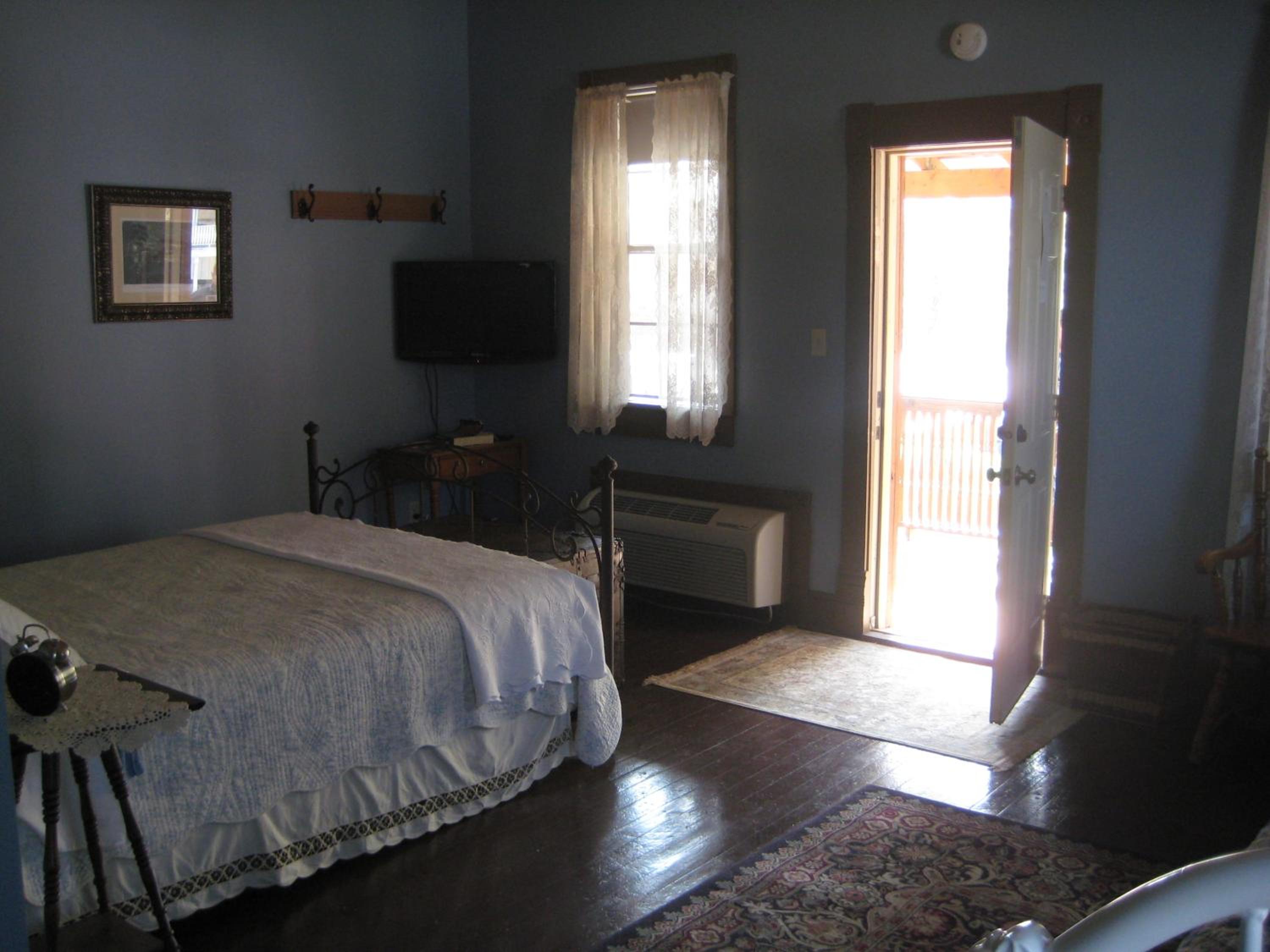 Photo 16