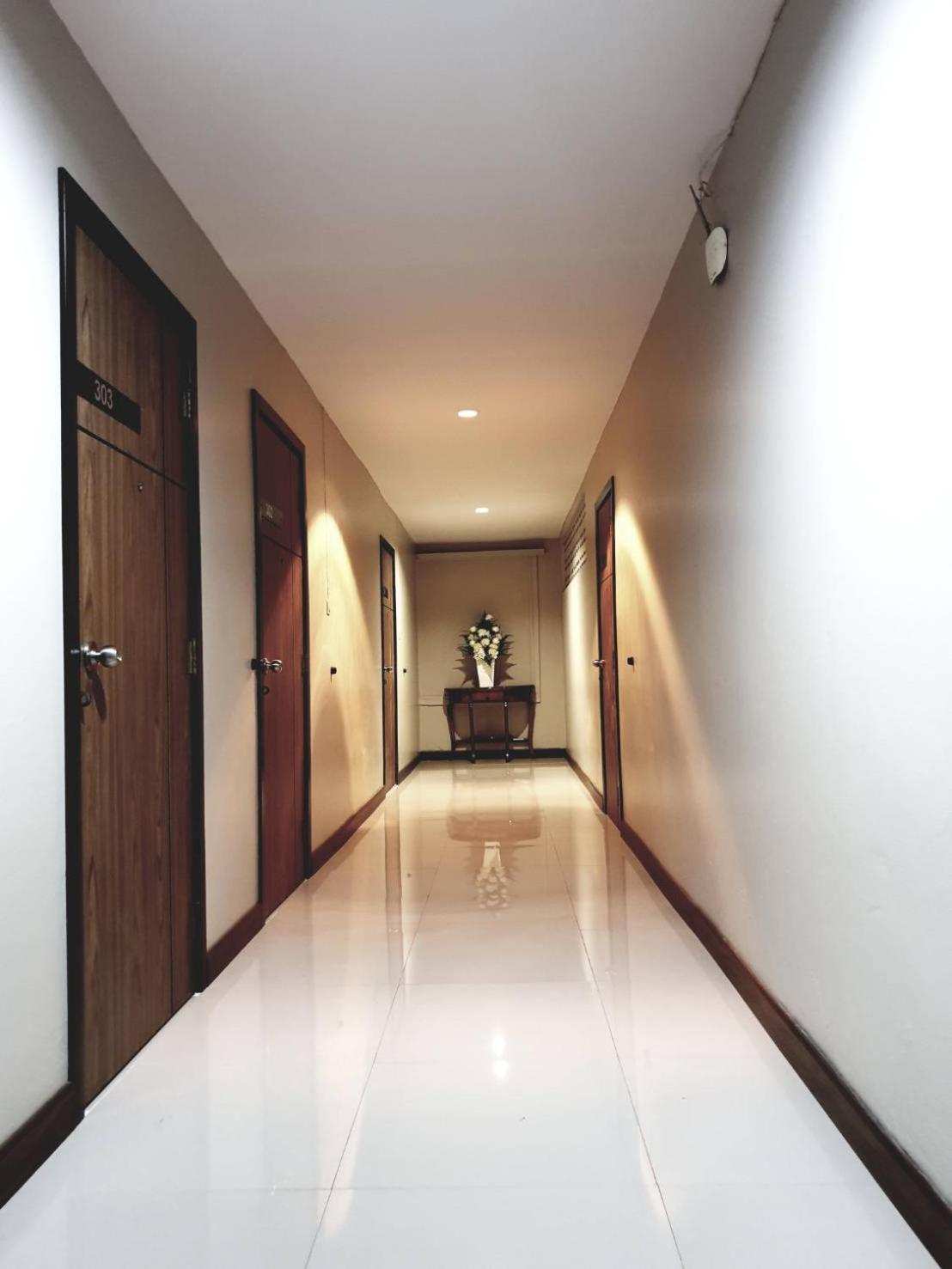 Srivichai Hotel
