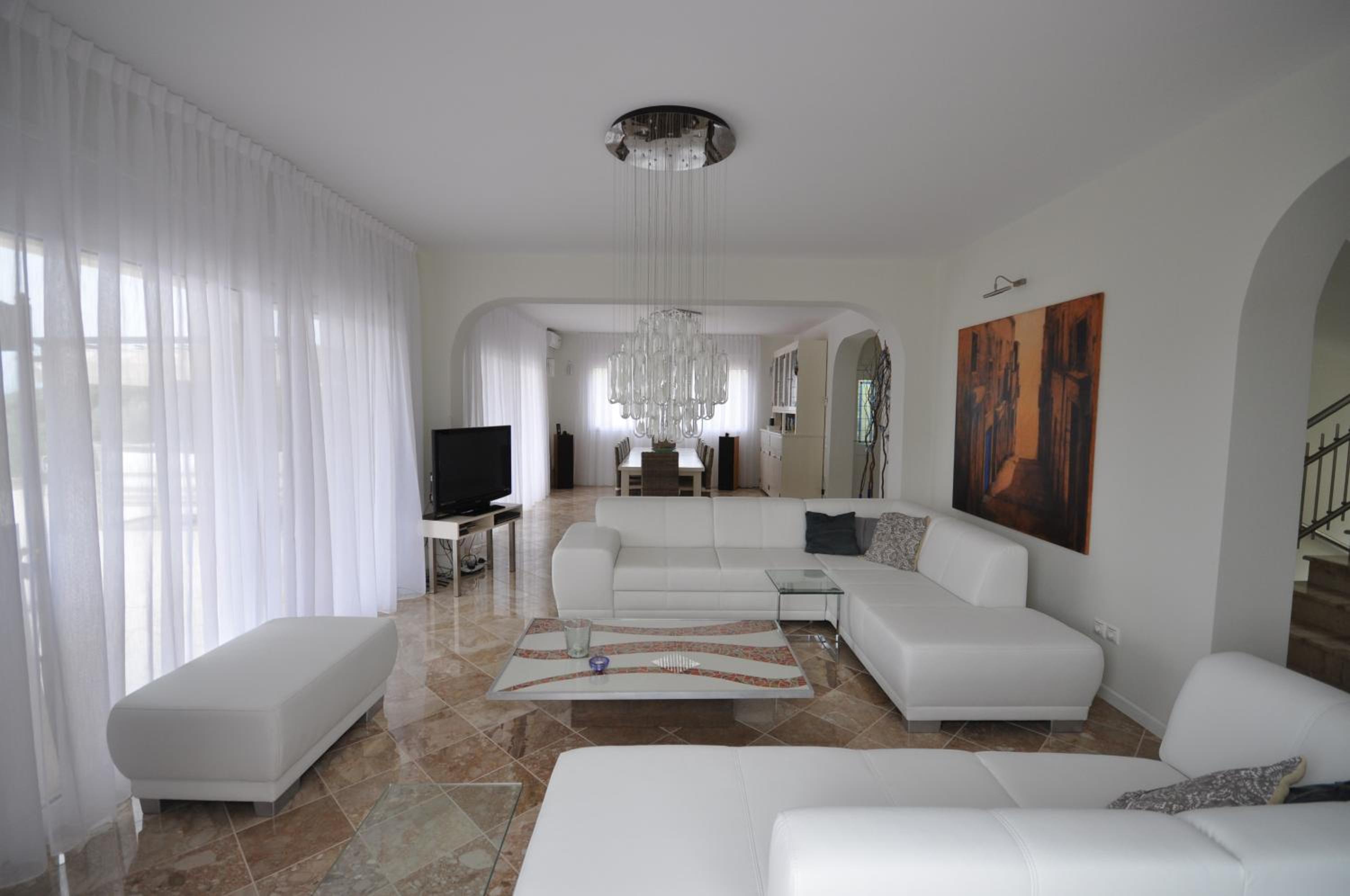 Luxe Villa Livadia, 10 personen view 5