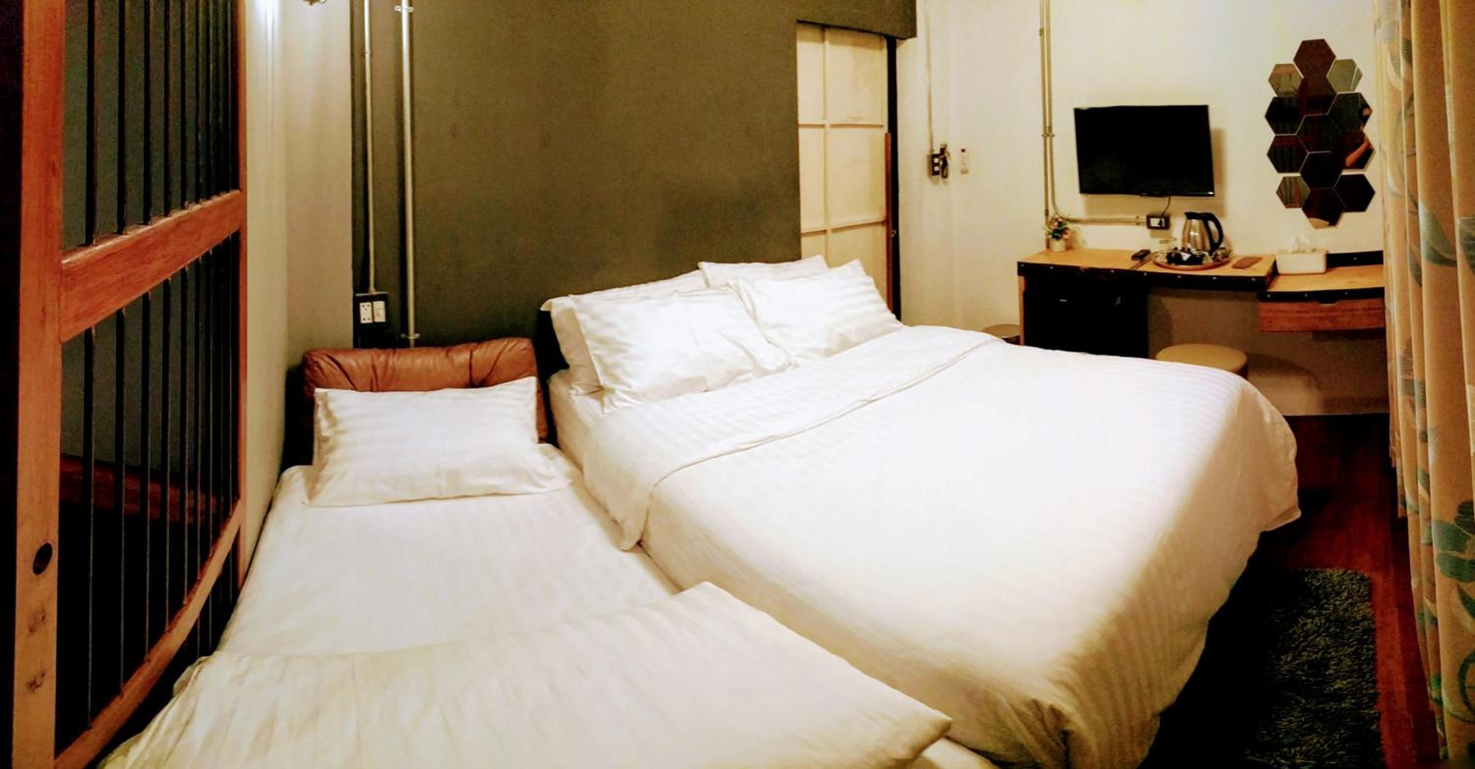 Zeds Hostel Bangkok