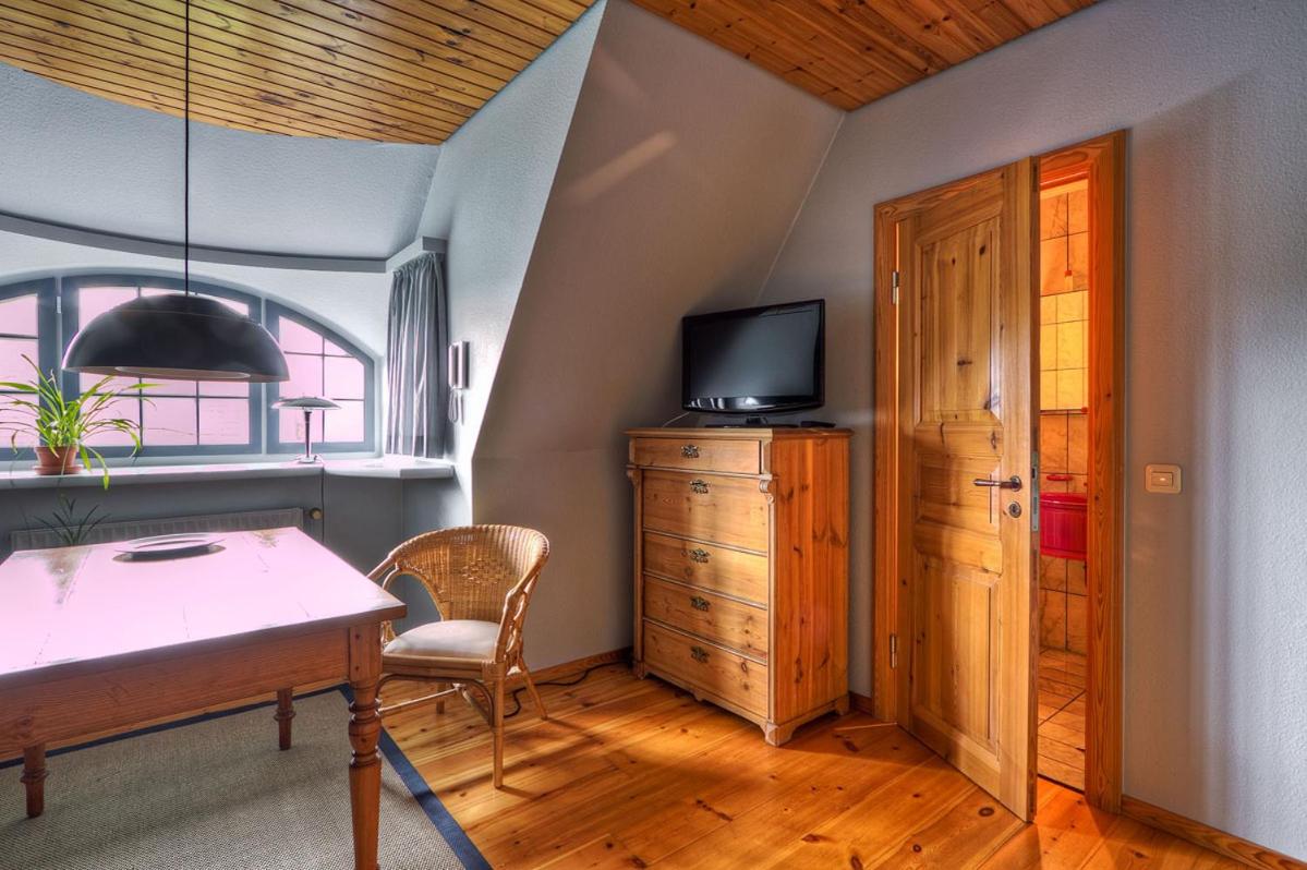 Photo 57