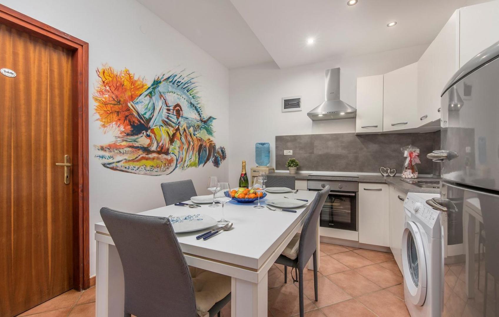 Apartment Narcisa with Terrace view 2