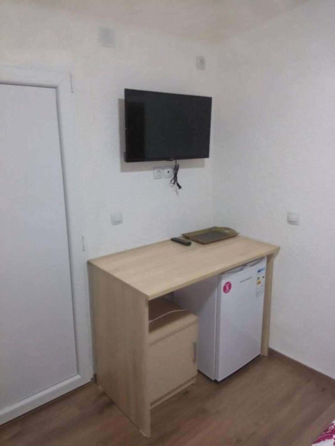 Photo 19