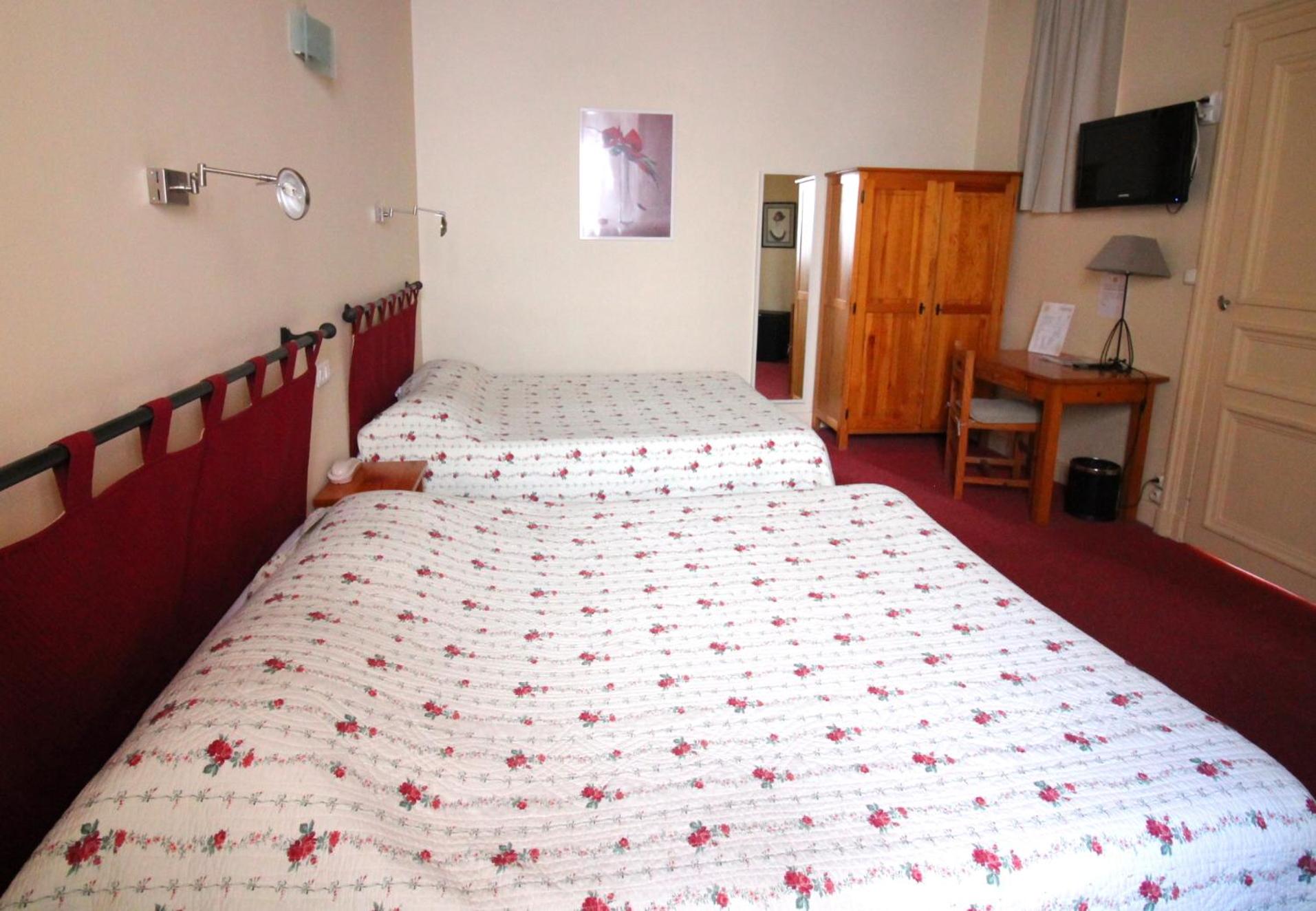 Pau Vacations - Hotel Adour - Property Image 2