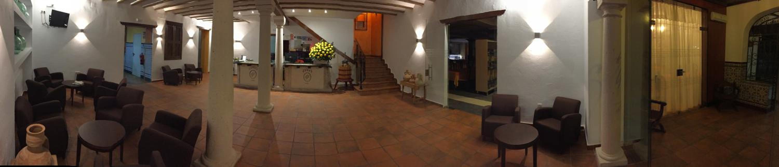 Hostal El Palomar view 4