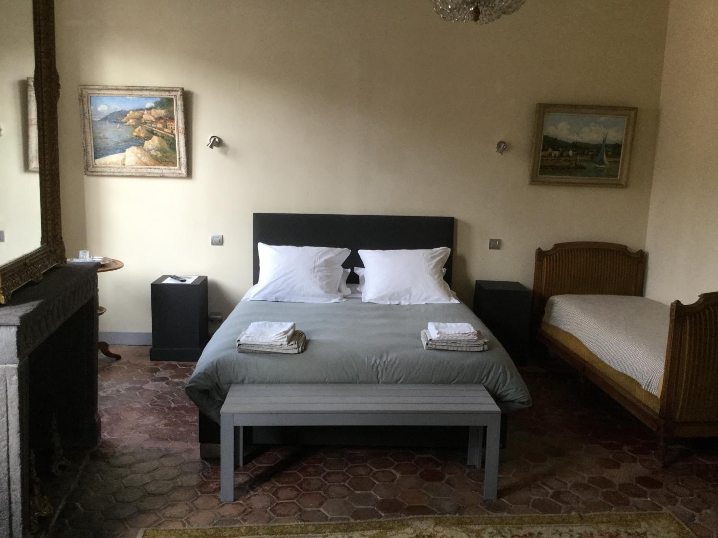 Manoir d'Aubeterre view 5