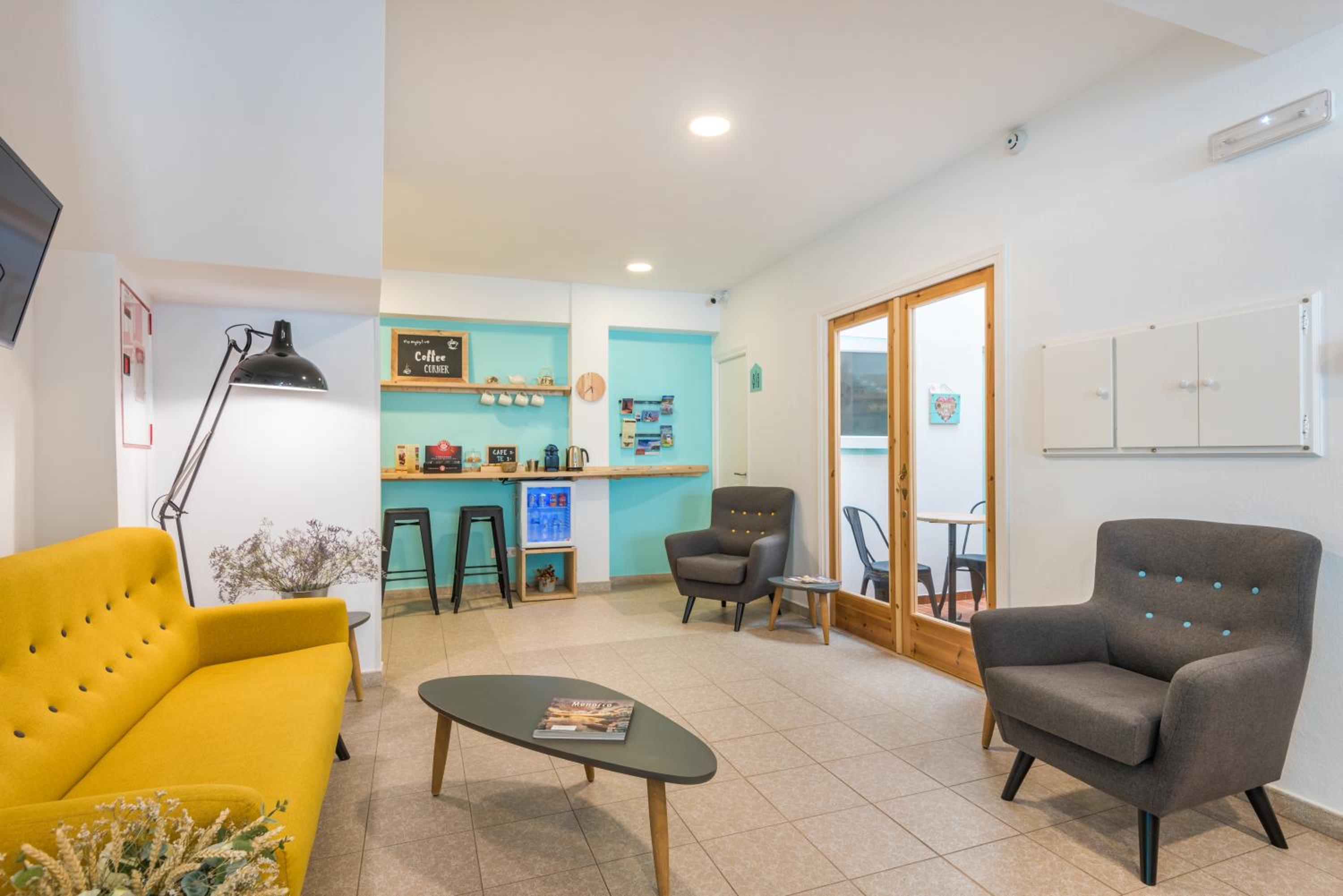 Hostal Jume - Urban Rooms