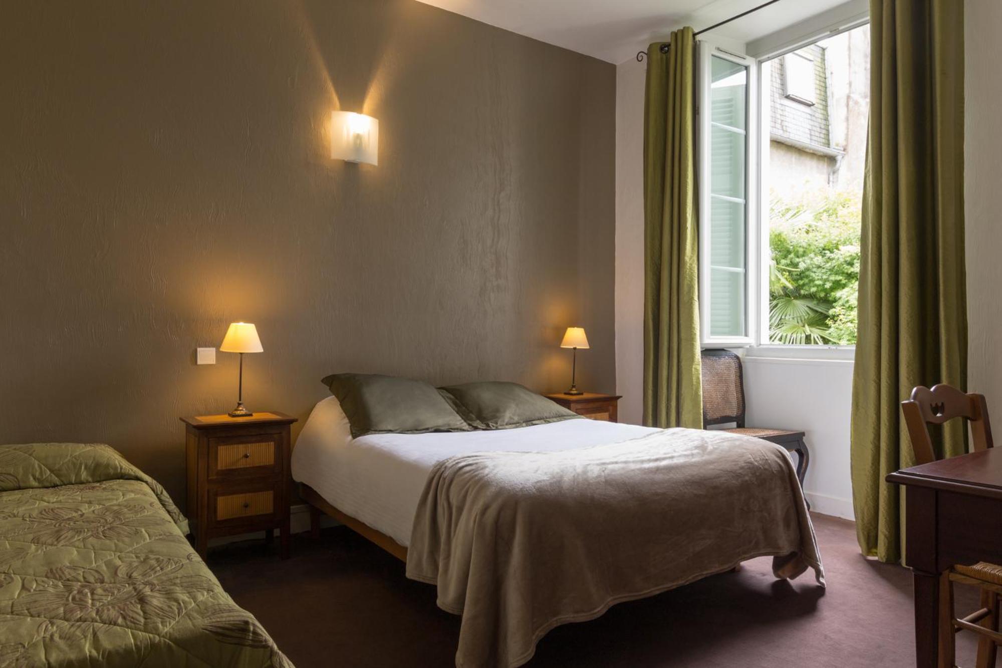 Pau Vacations - The Originals Boutique, Villa Montpensier, Pau - Property Image 2