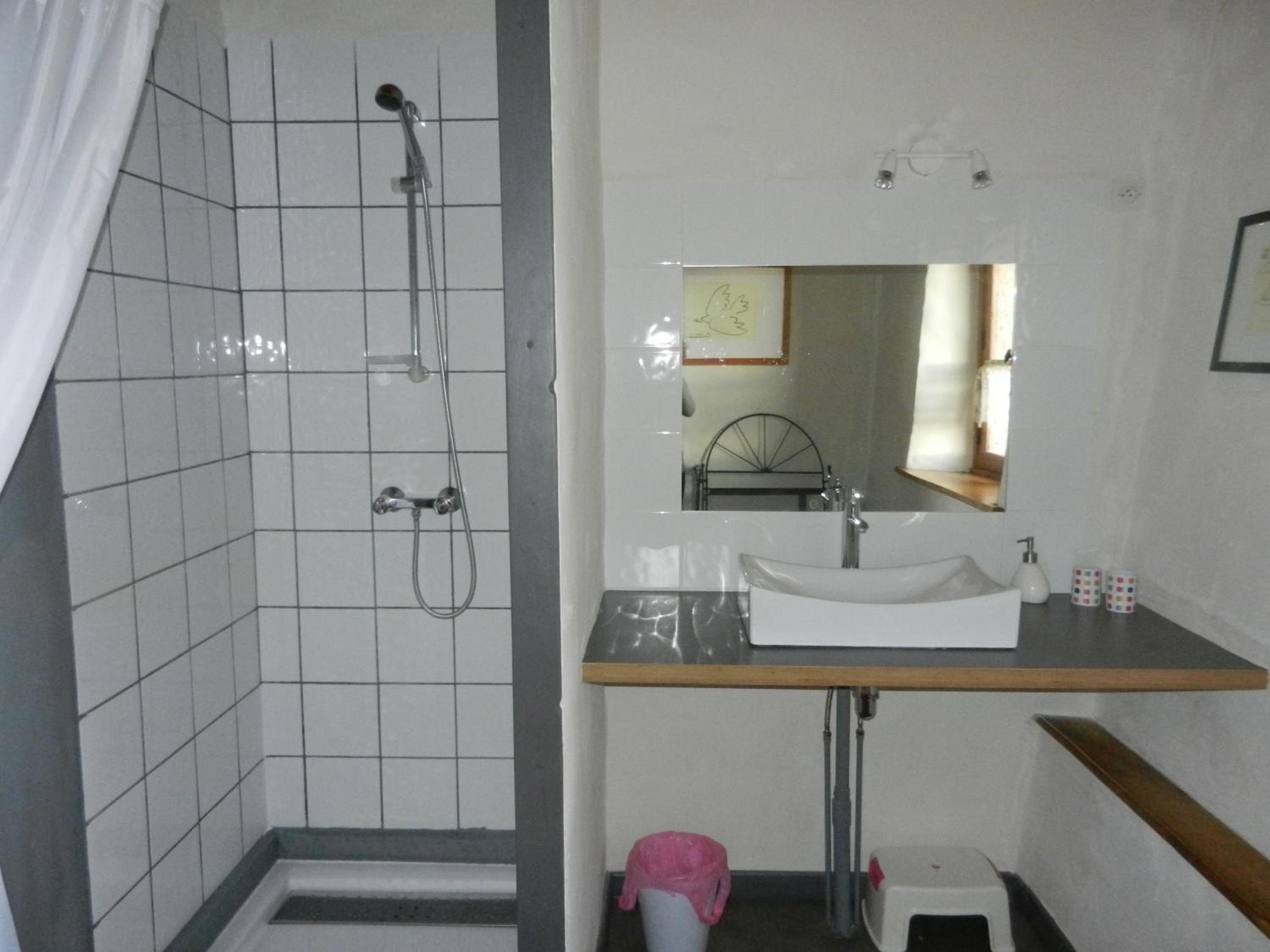 Photo 27
