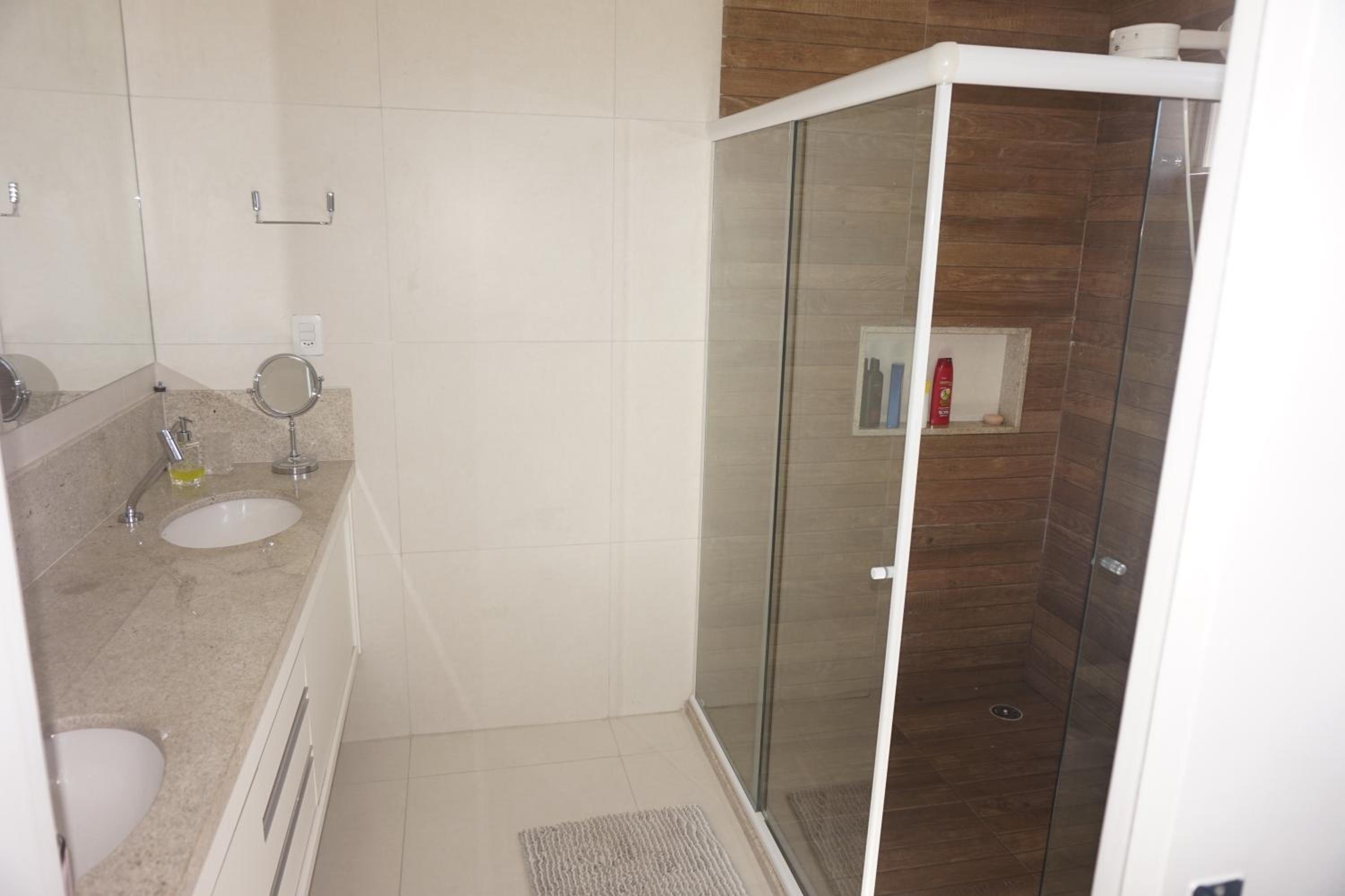 Hibiscus Casa 5 qts Condomínio privado