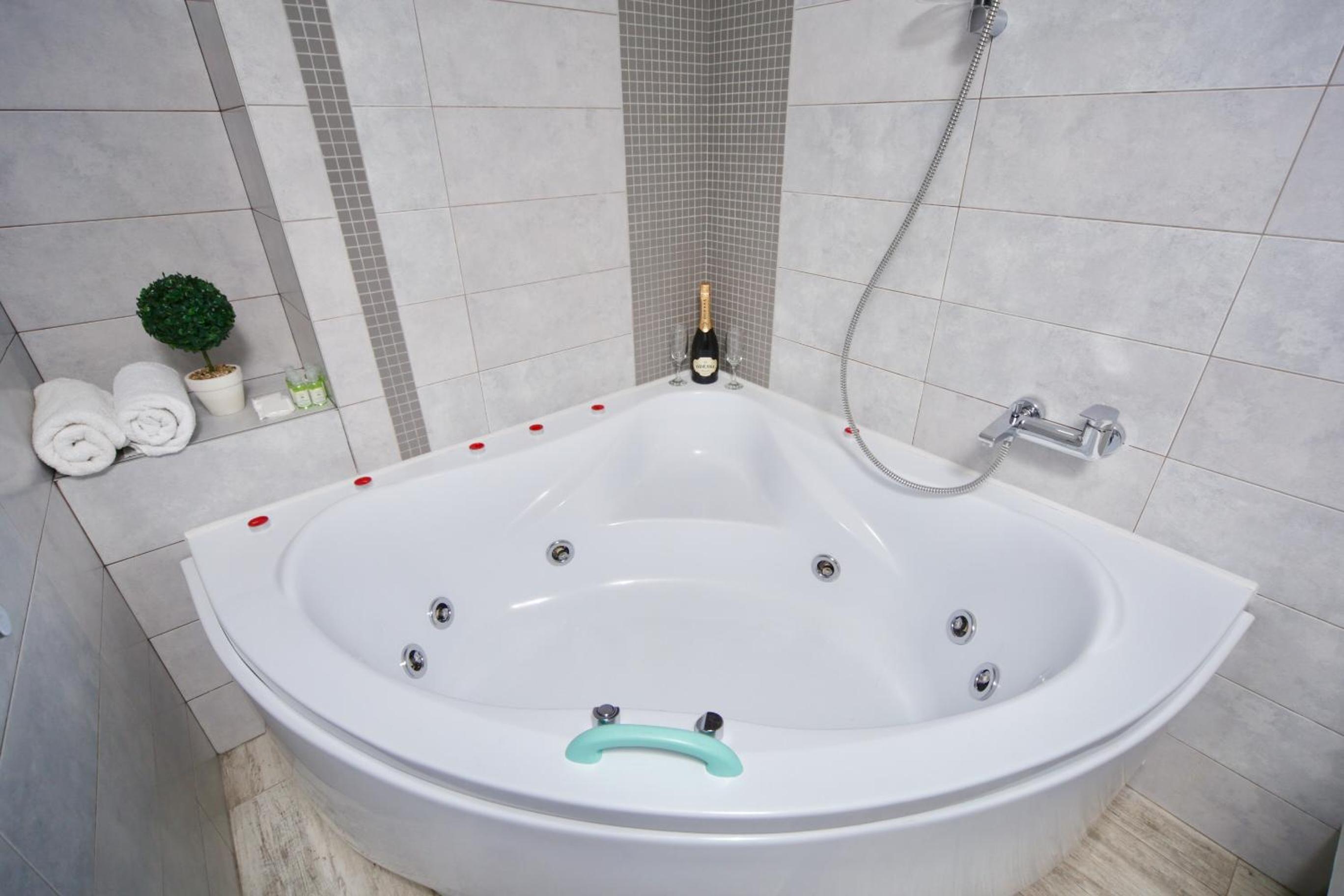 Photo 38