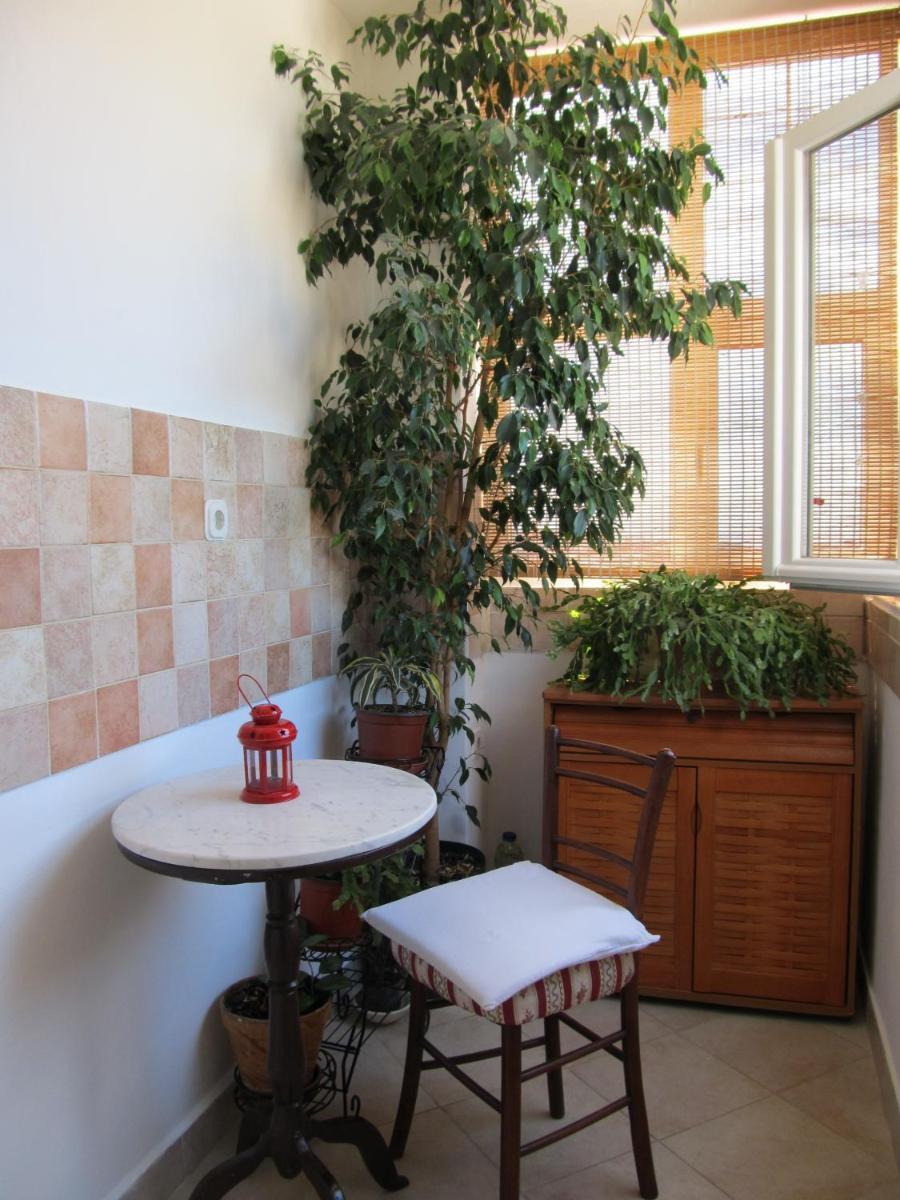 Sinistaj Rooms
