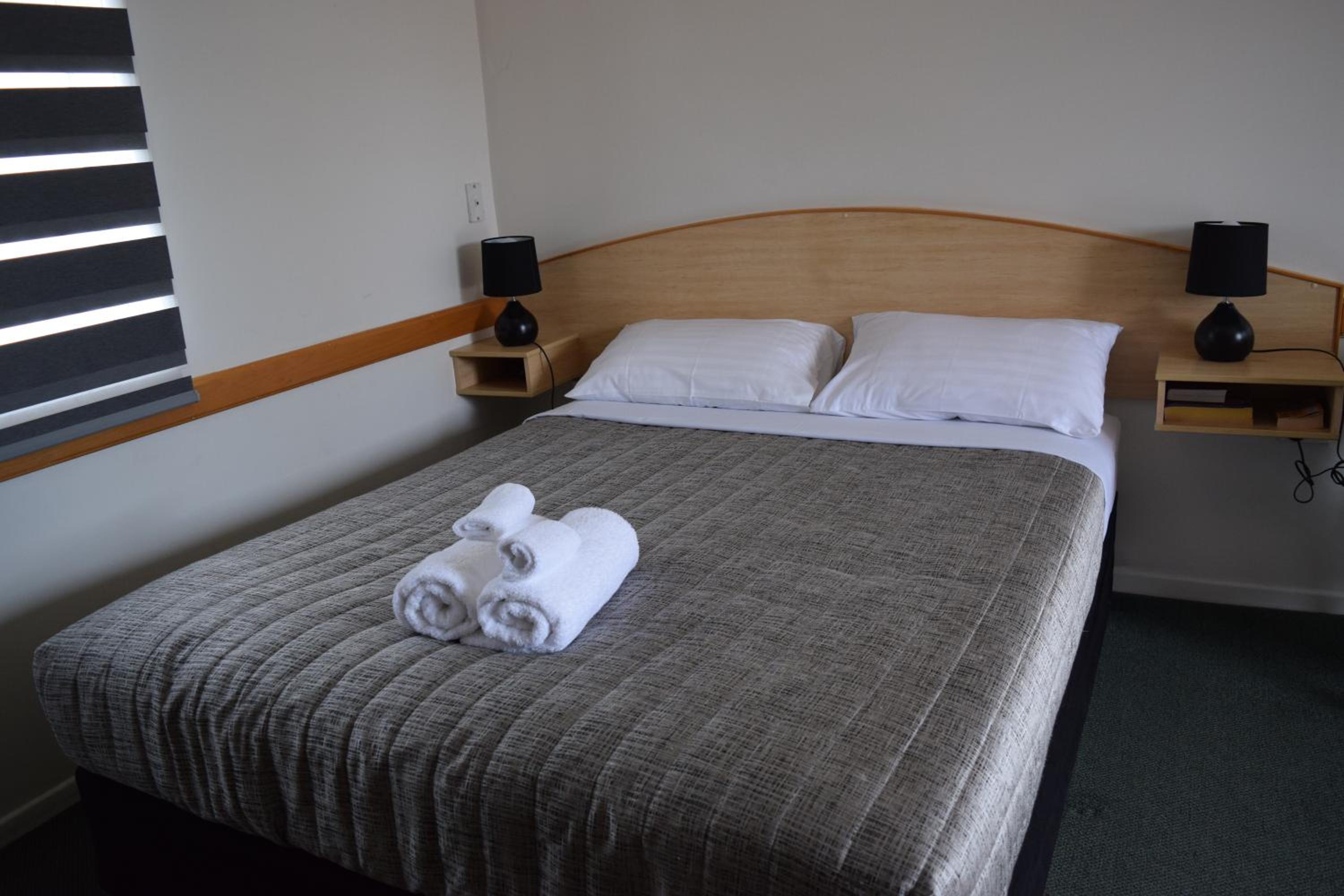 Warwick Vines Motel