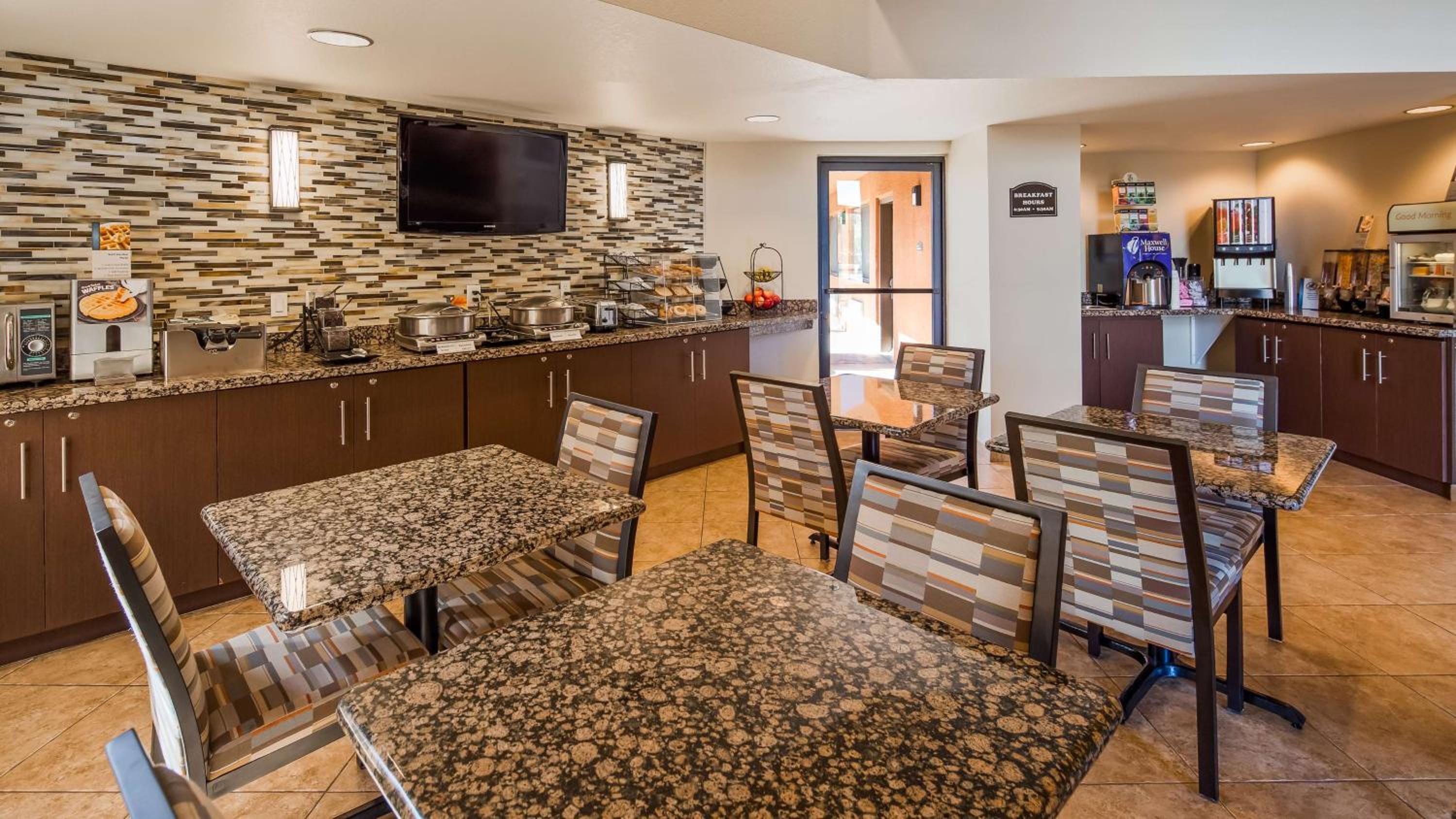 Best Western Inn of Chandler - Property Image 2