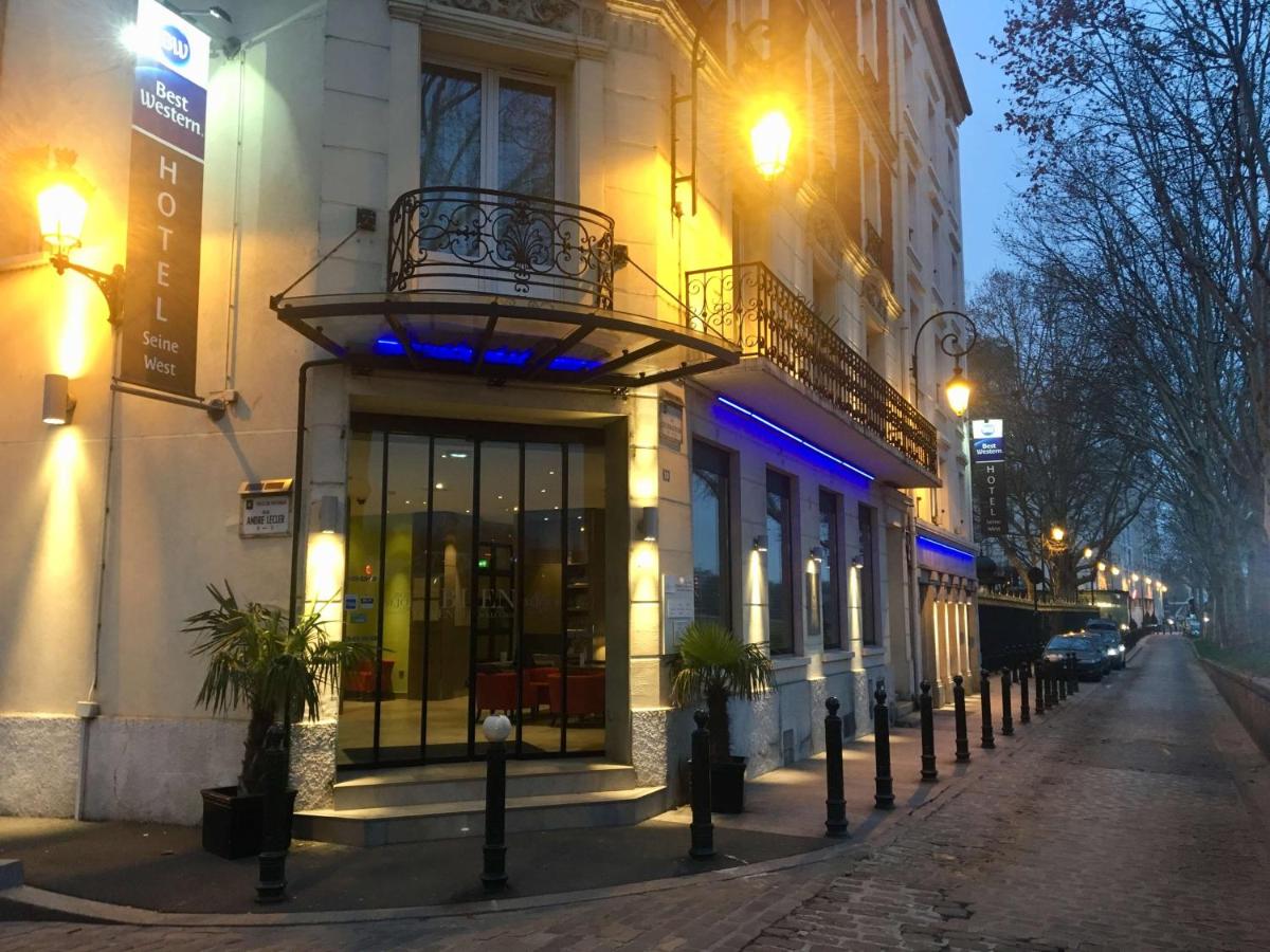 hotel building
