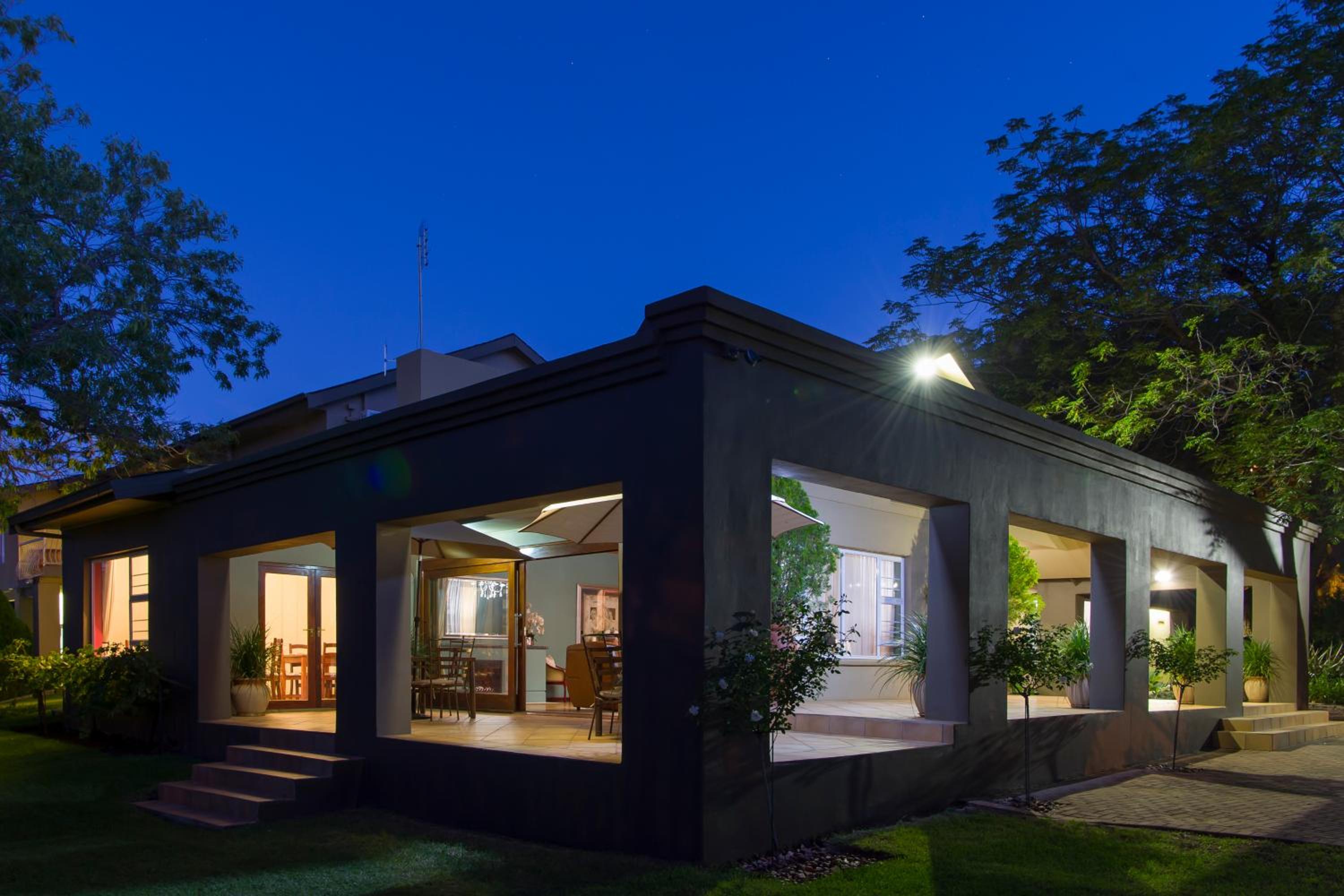 Bayswater Lodge