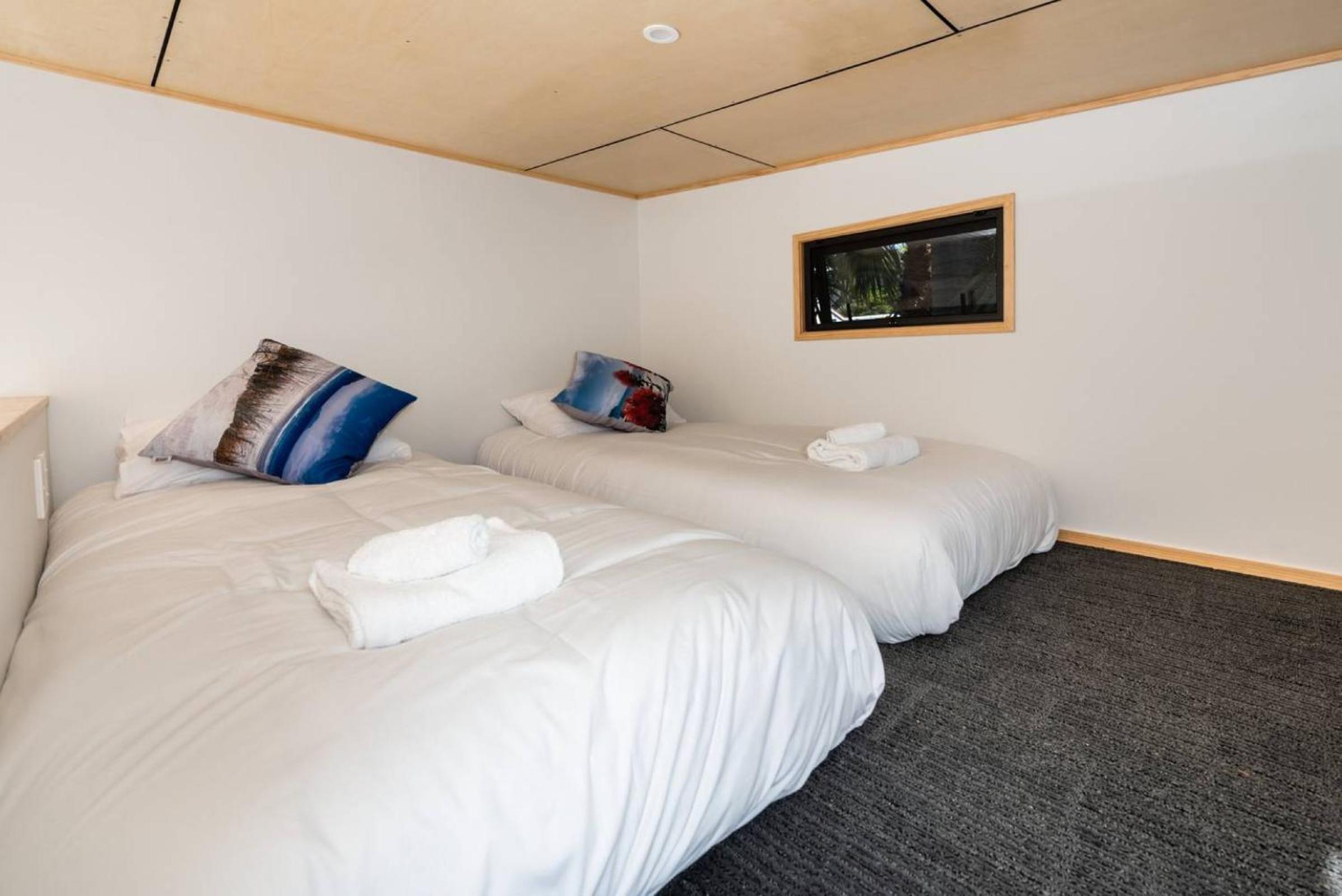Cozy Tiny House Hideaway view 4