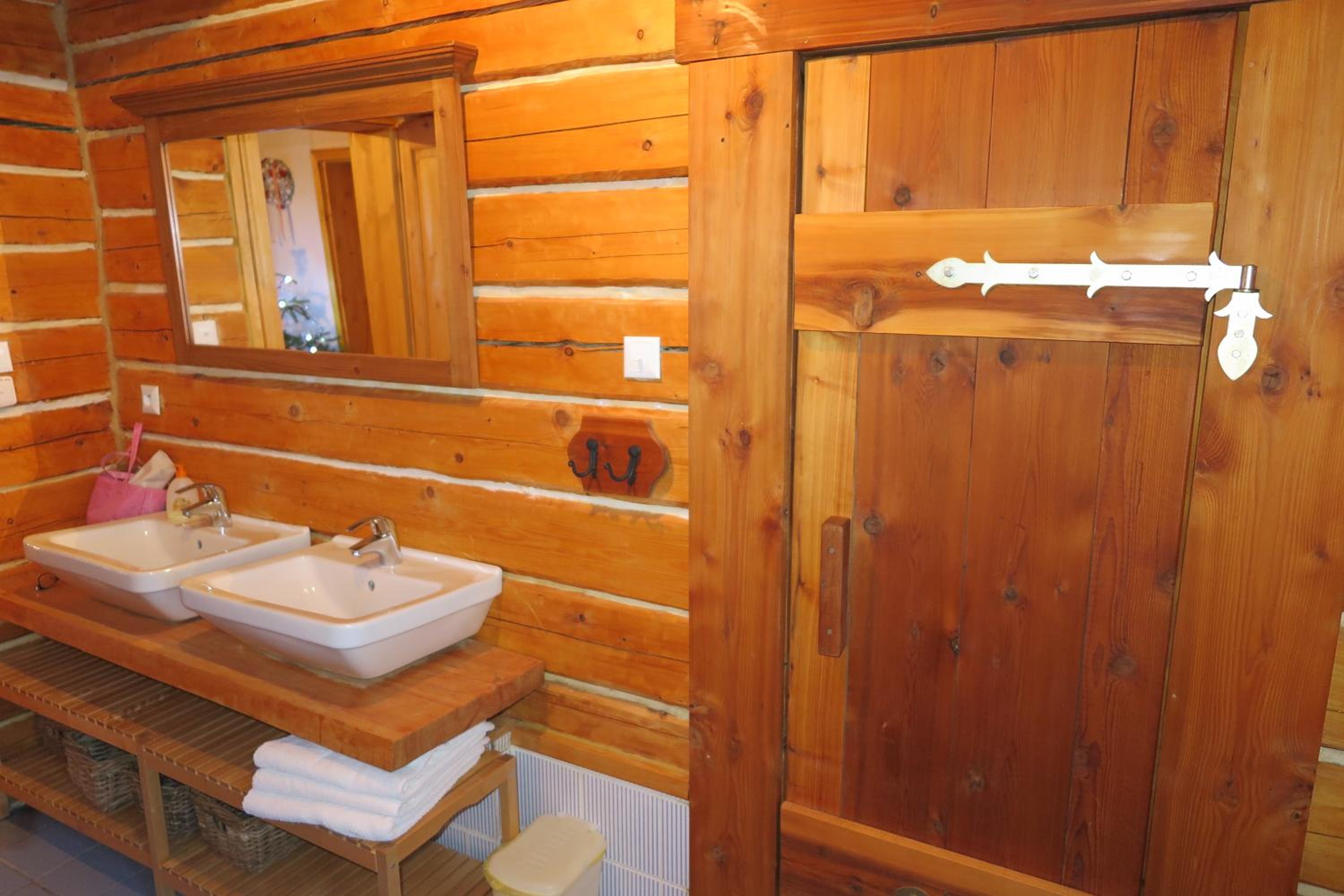 Photo 43